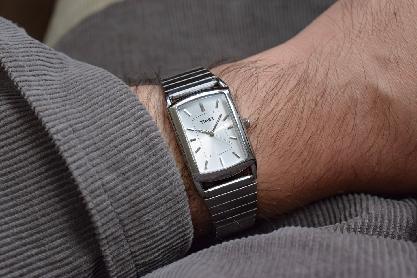 2003 Timex Quartz Concentric Circles Dial Tank