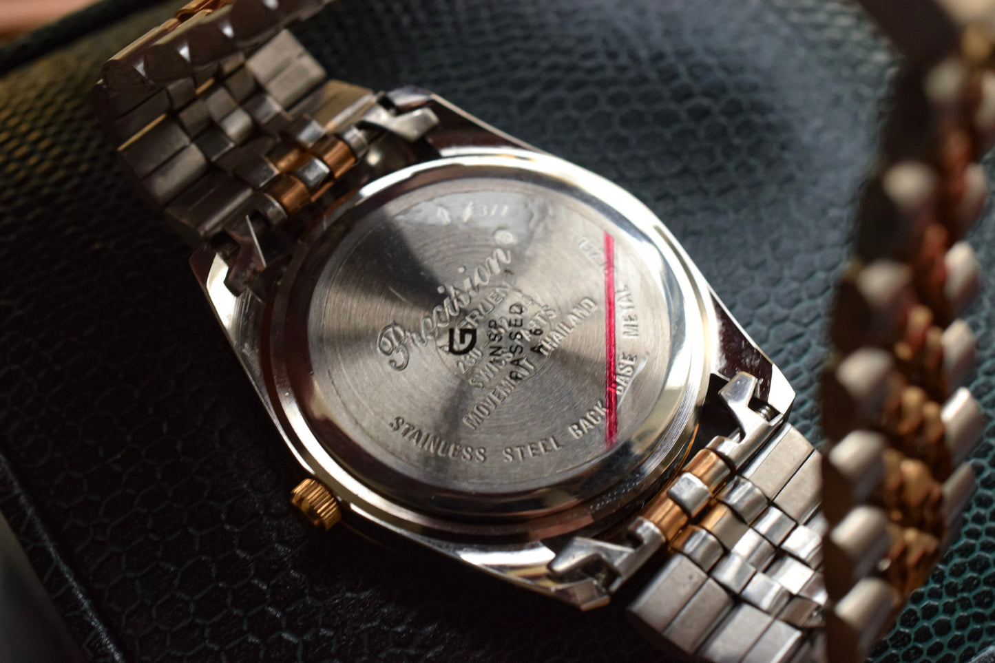 Neo-vintage Gruen Precision - New Old Stock