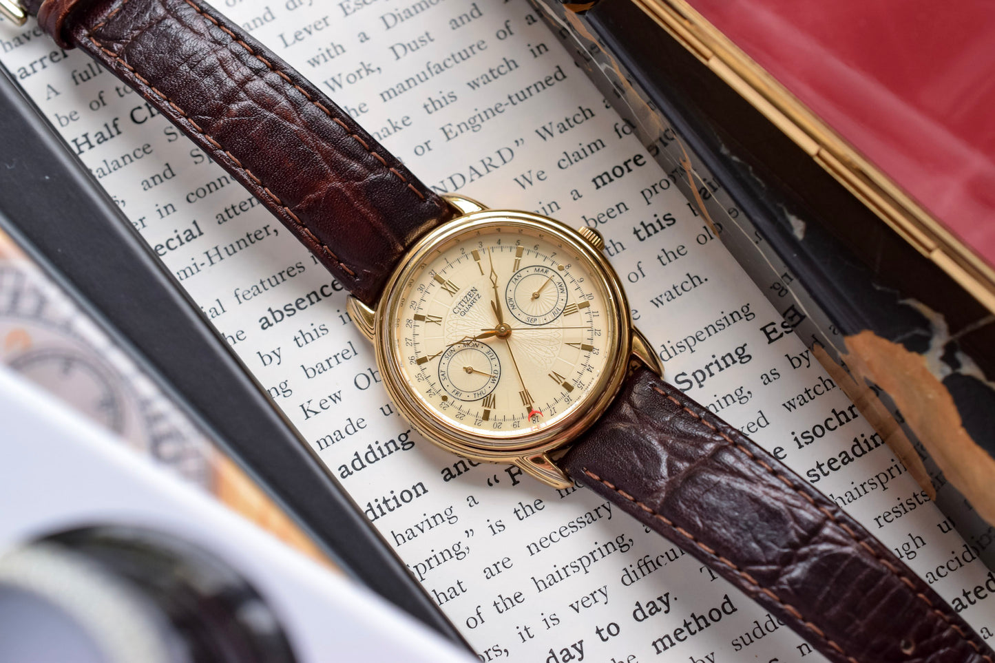 1992 Citizen Carved Dial Triple Calendar