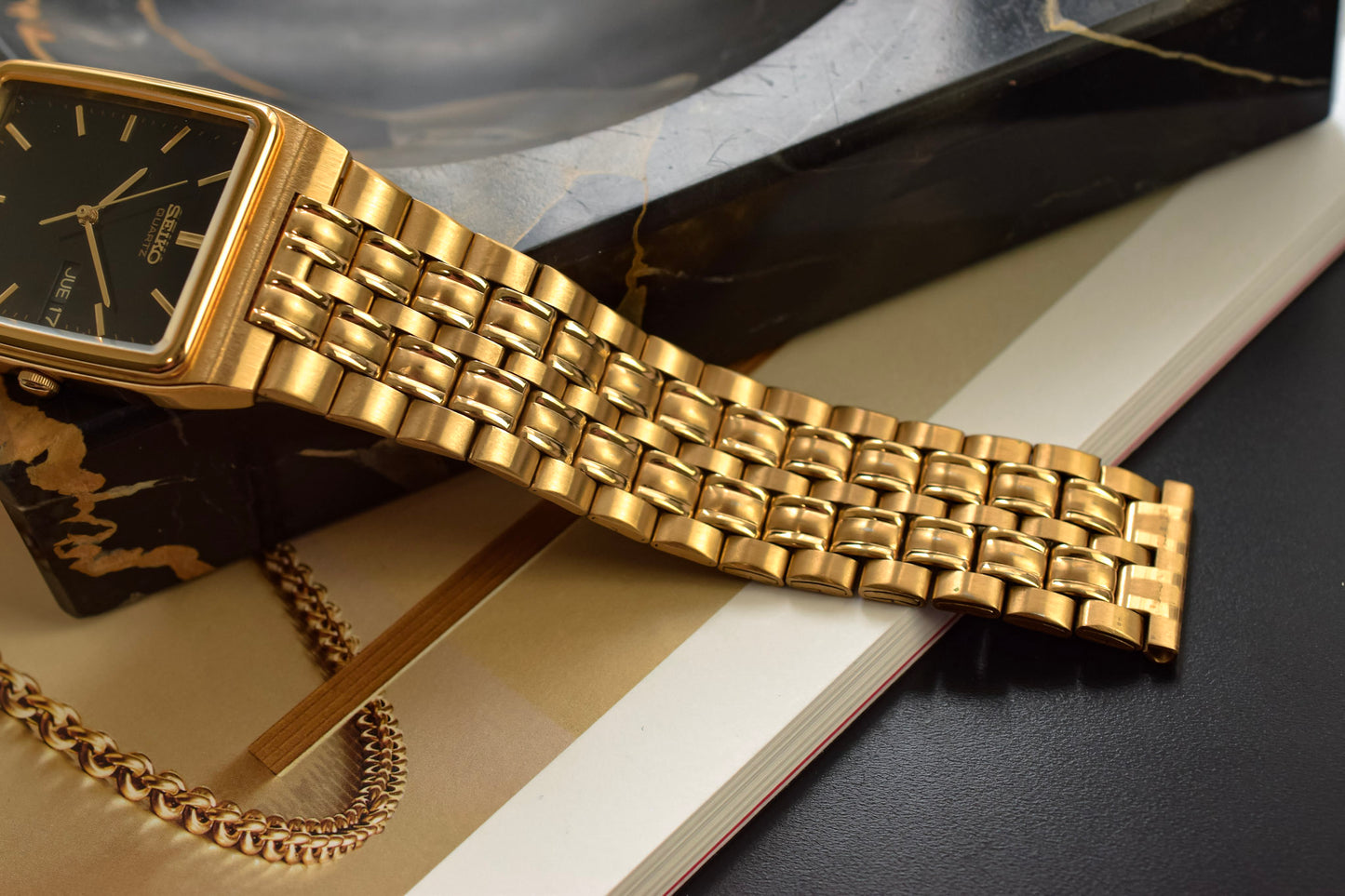 2001 Seiko Gilt Day-Date Tank