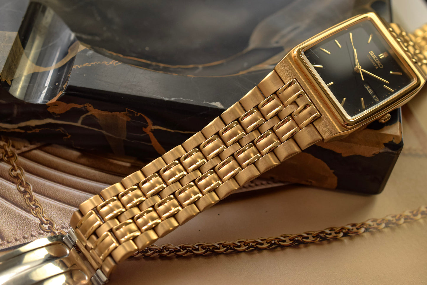 2001 Seiko Gilt Day-Date Tank