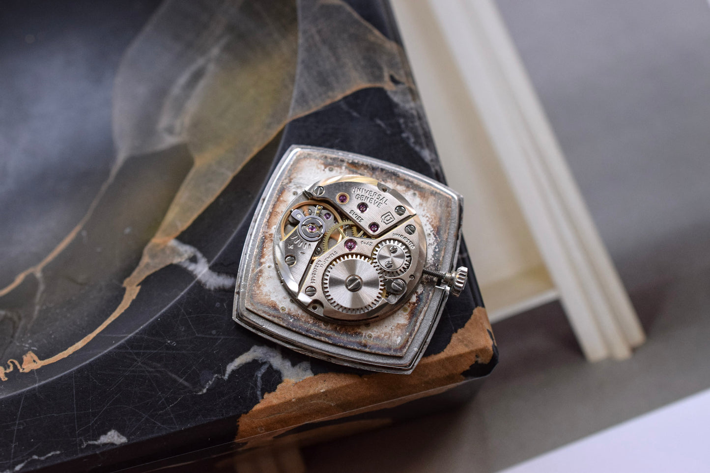70s Mechanical Universal Geneve Patina TV