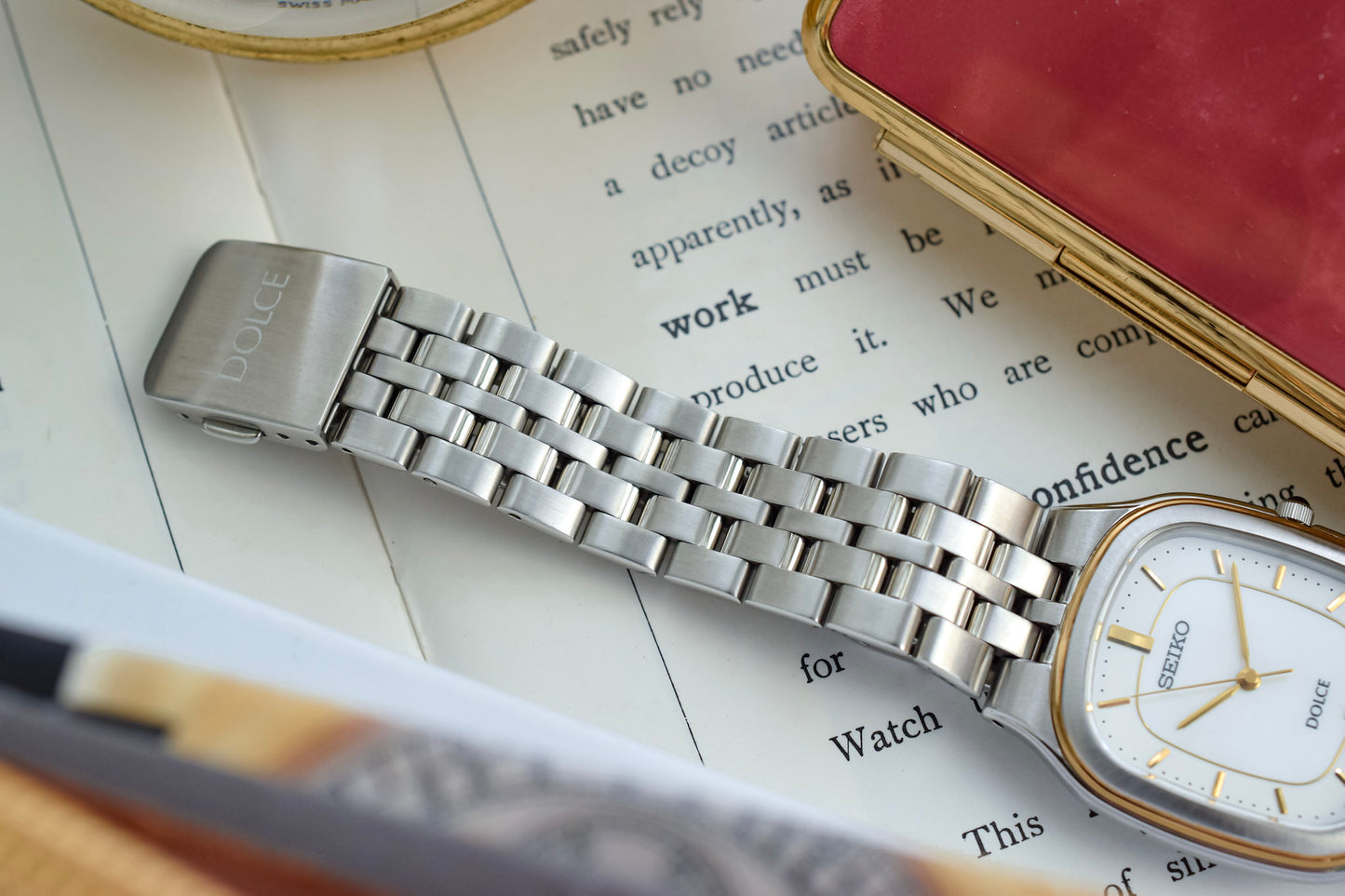 1982 Seiko Dolce Mother of Pearl Ellipse