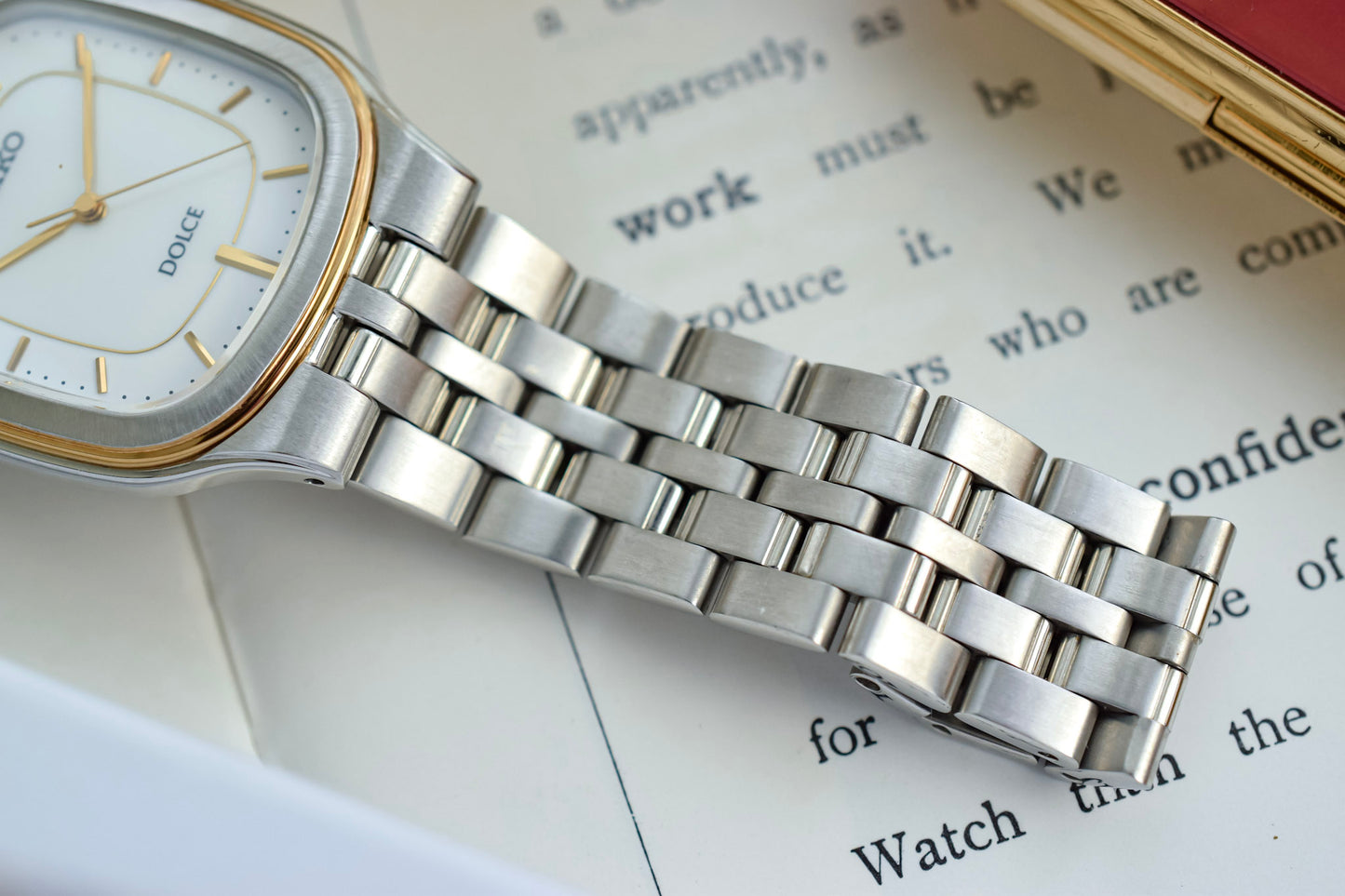 1982 Seiko Dolce Mother of Pearl Ellipse