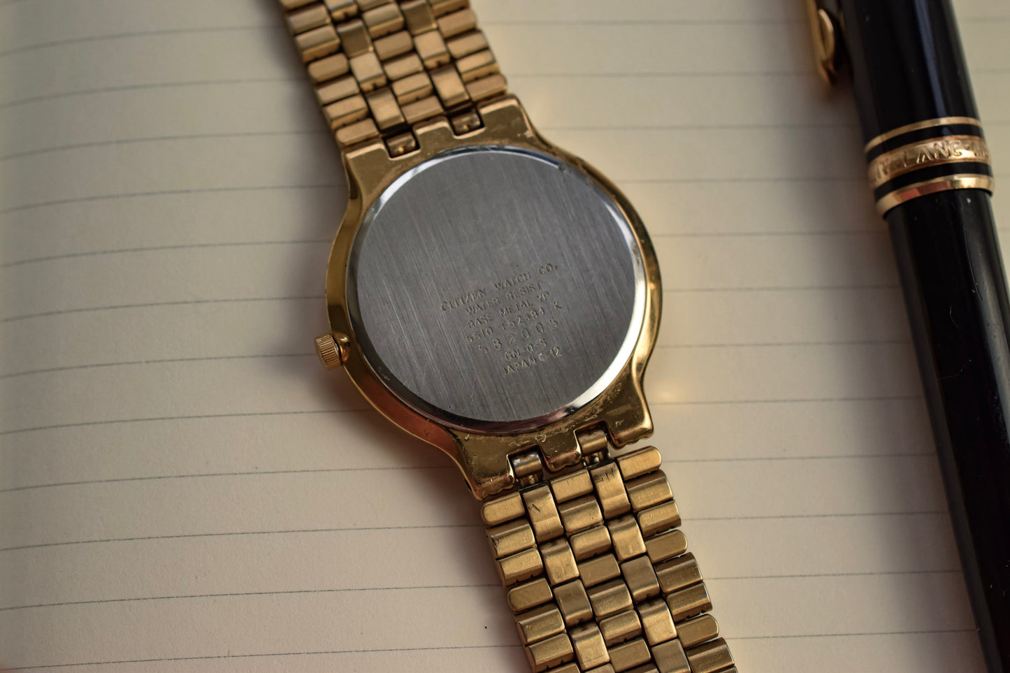 1985 Citizen Lattice Hobnail Calendar