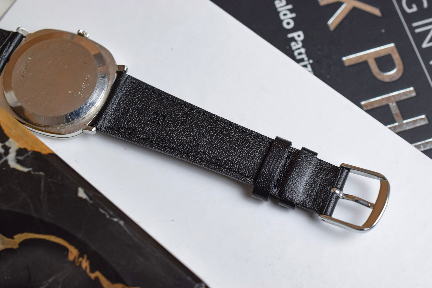 Vintage Longines Quartz Silver Steel TV
