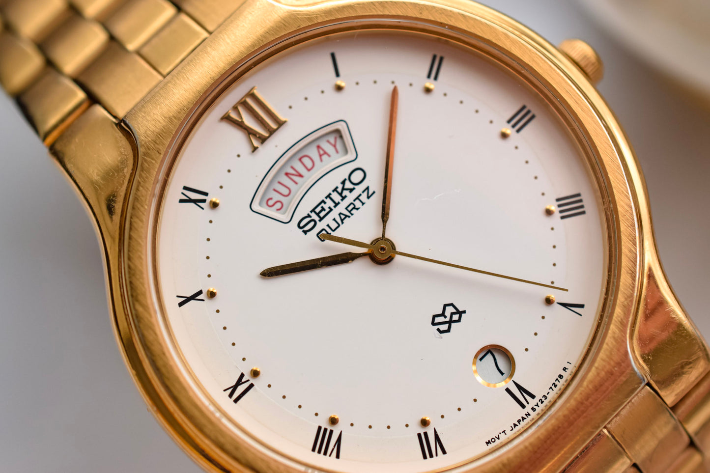 1990 Seiko Roman Day-Date (Max wrist size: 6.25" or 16cm)