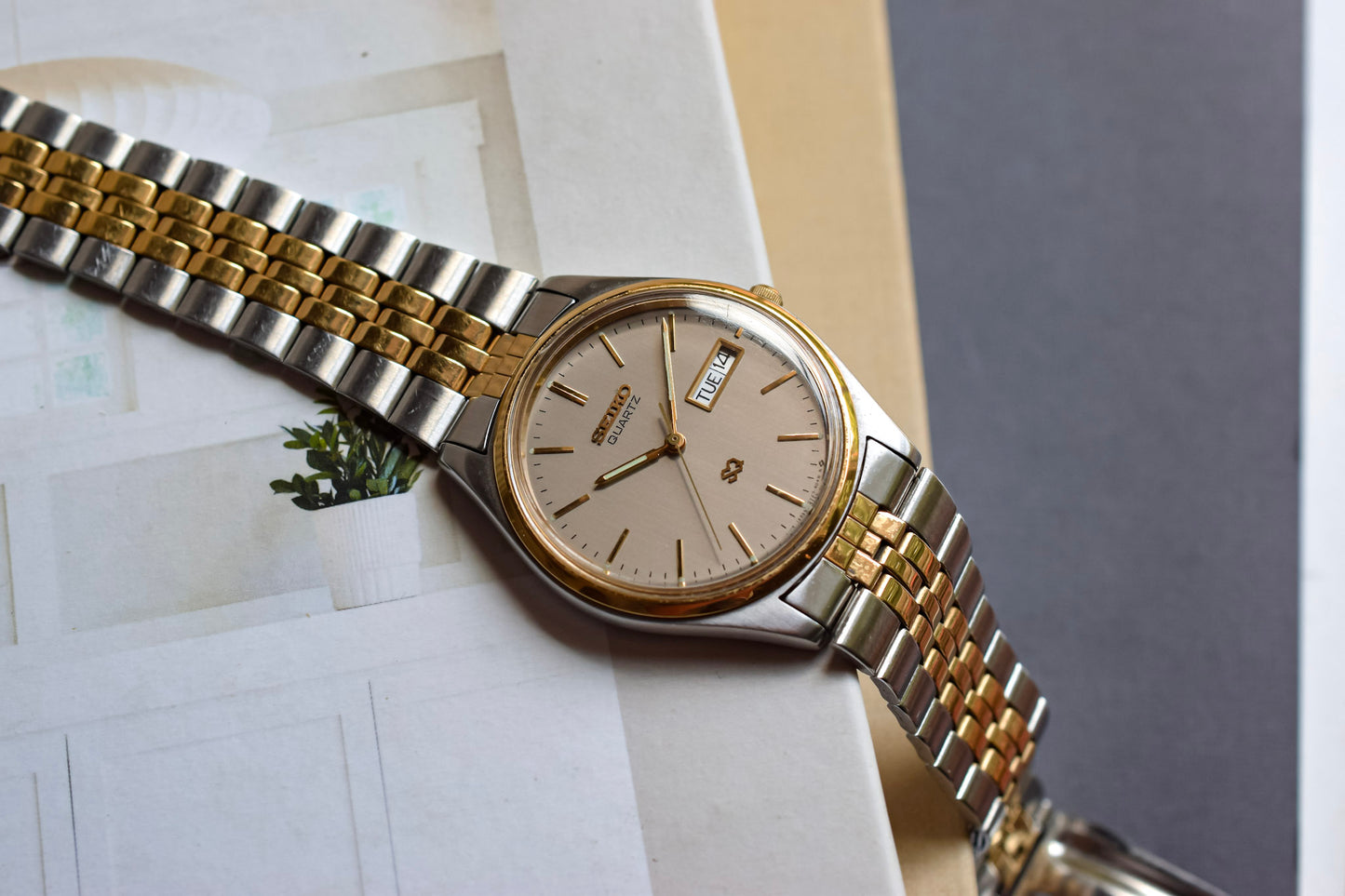 1988 Seiko SQ Ghost Dial Day-Date