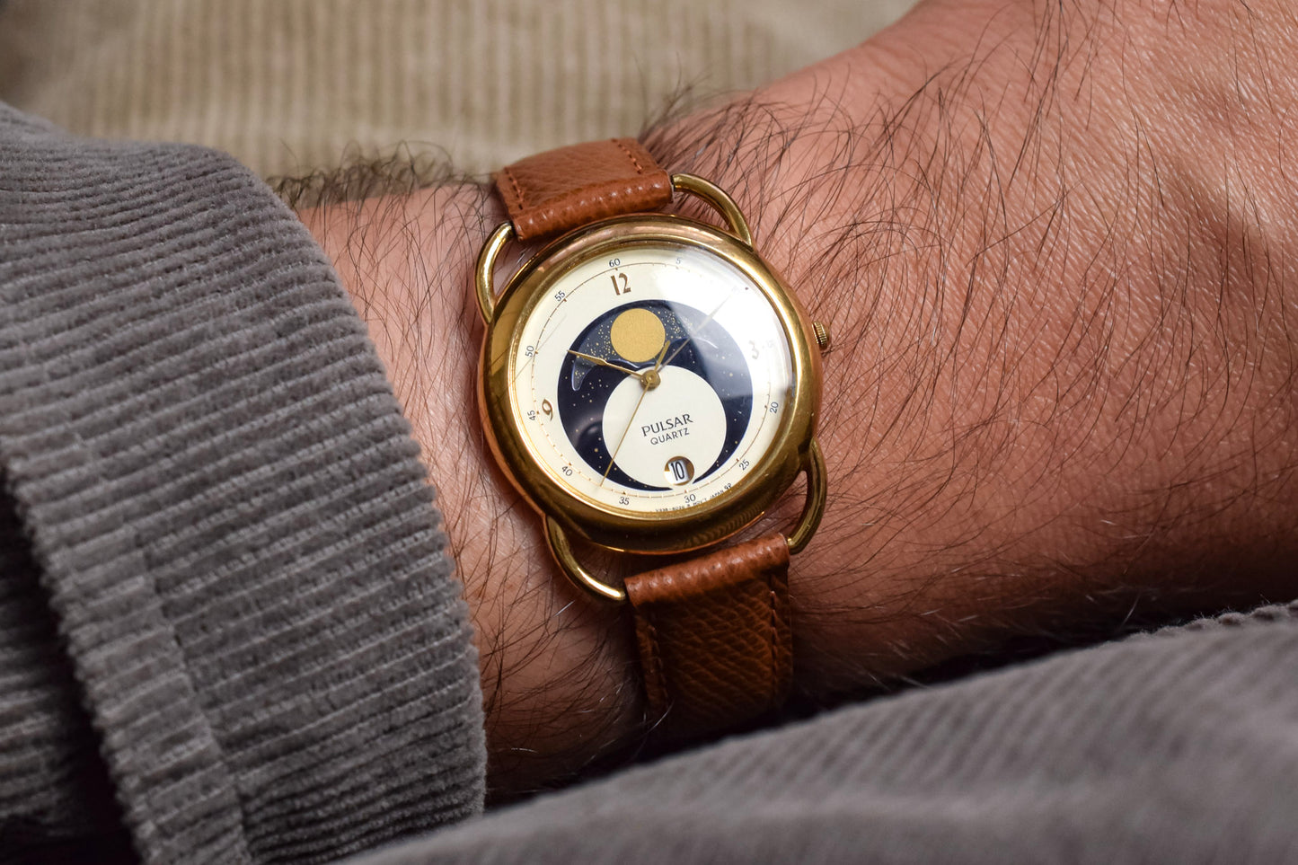 1988 Pulsar "Beetle" Wire Lugs Moonphase Calendar