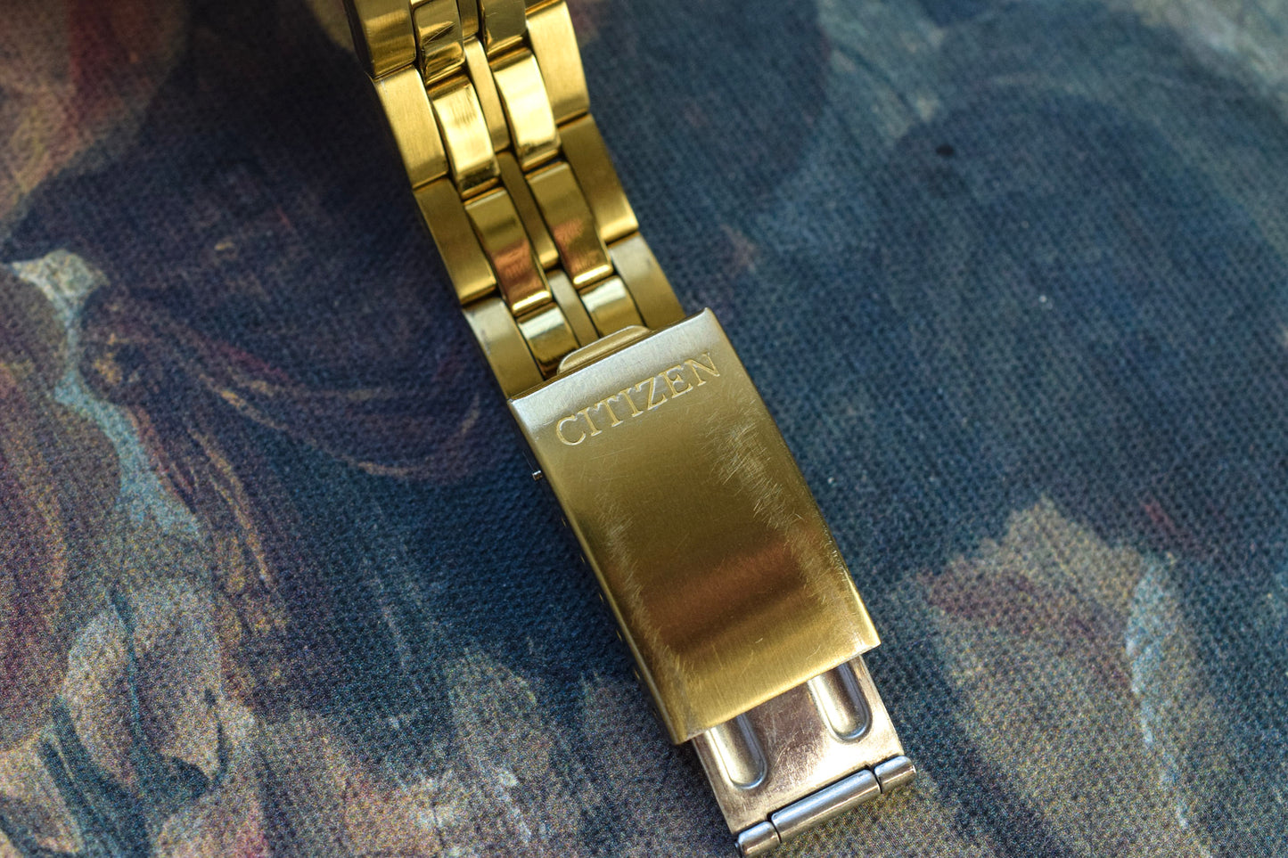 1984 Citizen CQ Champagne Tapestry Dial Day-Date