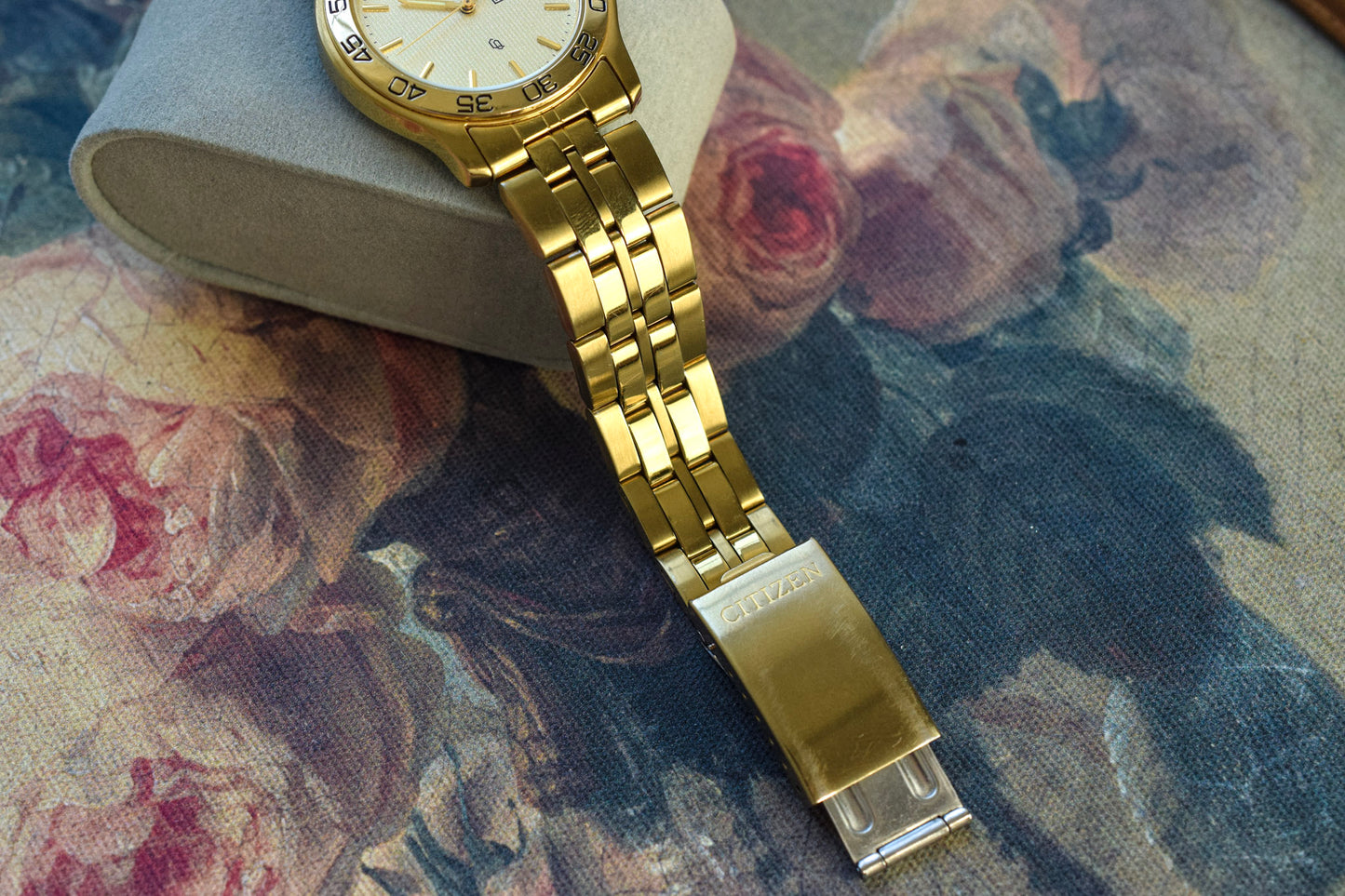 1984 Citizen CQ Champagne Tapestry Dial Day-Date