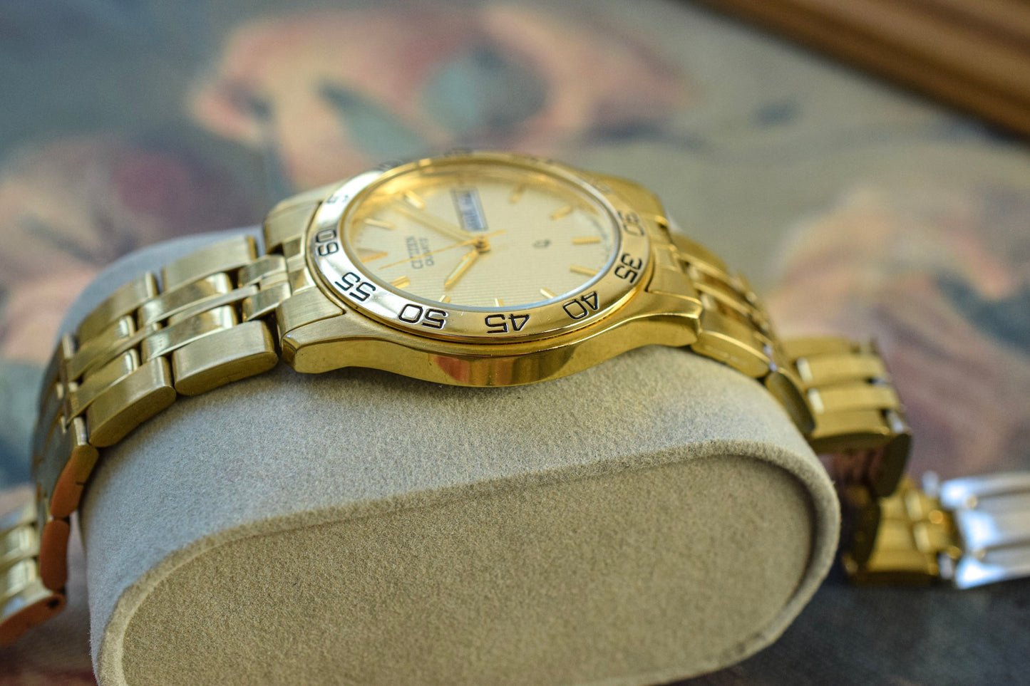 1984 Citizen CQ Champagne Tapestry Dial Day-Date