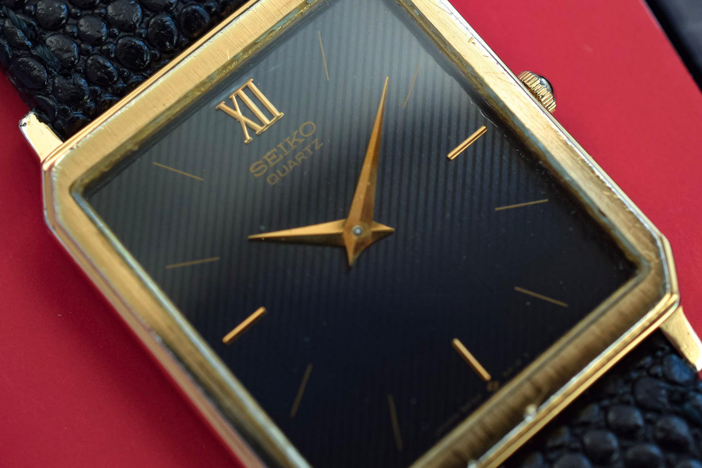 1995 Seiko Gilt Pinstripe Octo