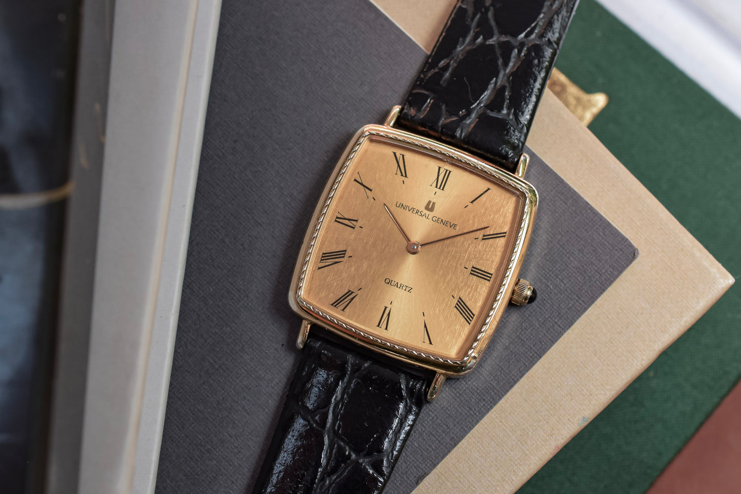 Vintage Universal Geneve Roman Dial Chariot