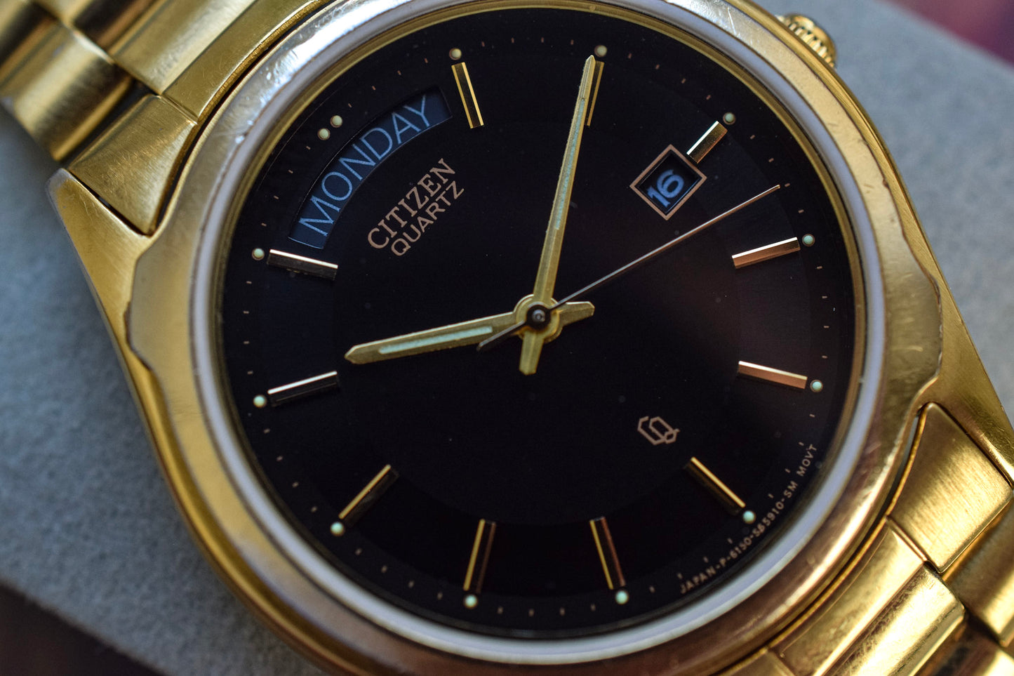 1982 Citizen CQ Black Dial "President"