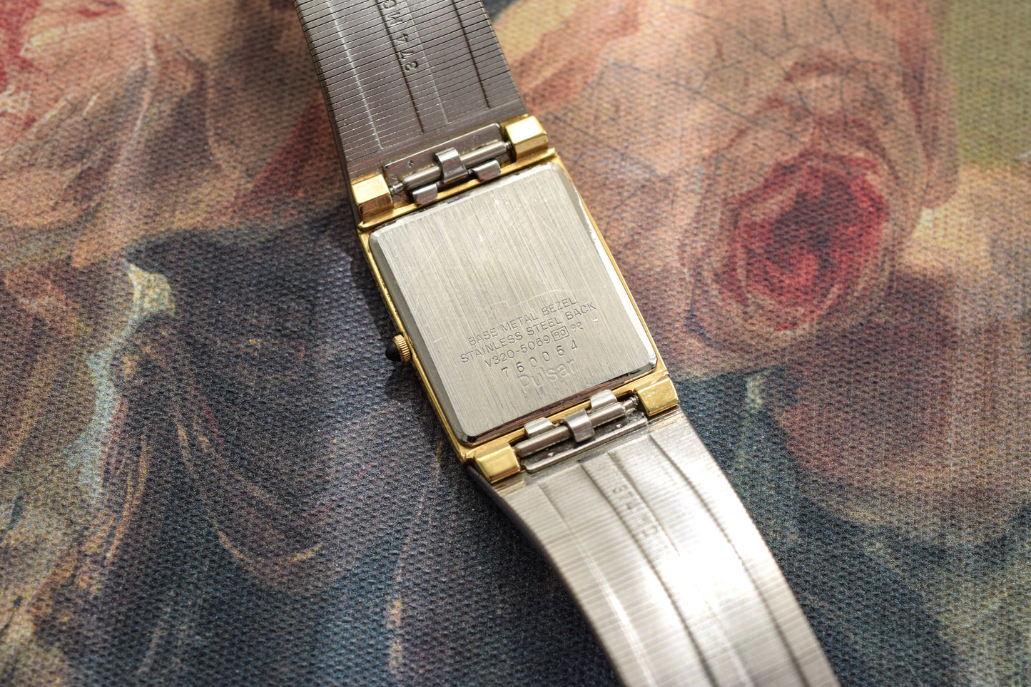 1987 Pulsar Textured Integrated Bracelet Tank