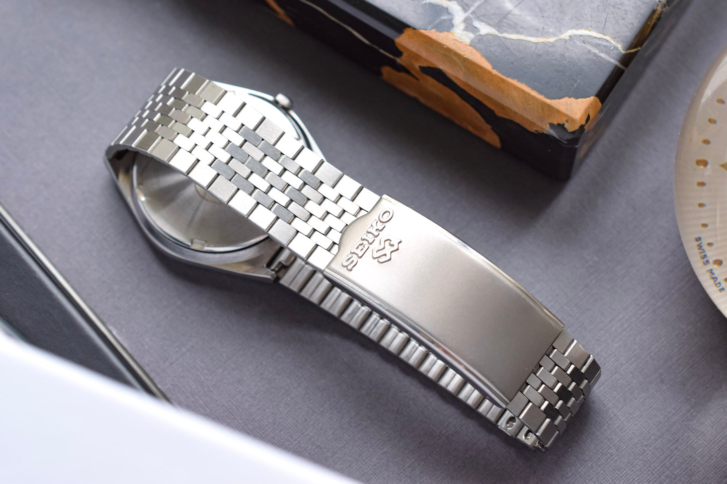 1985 Seiko SQ NOS Silver Spanish Day-Date