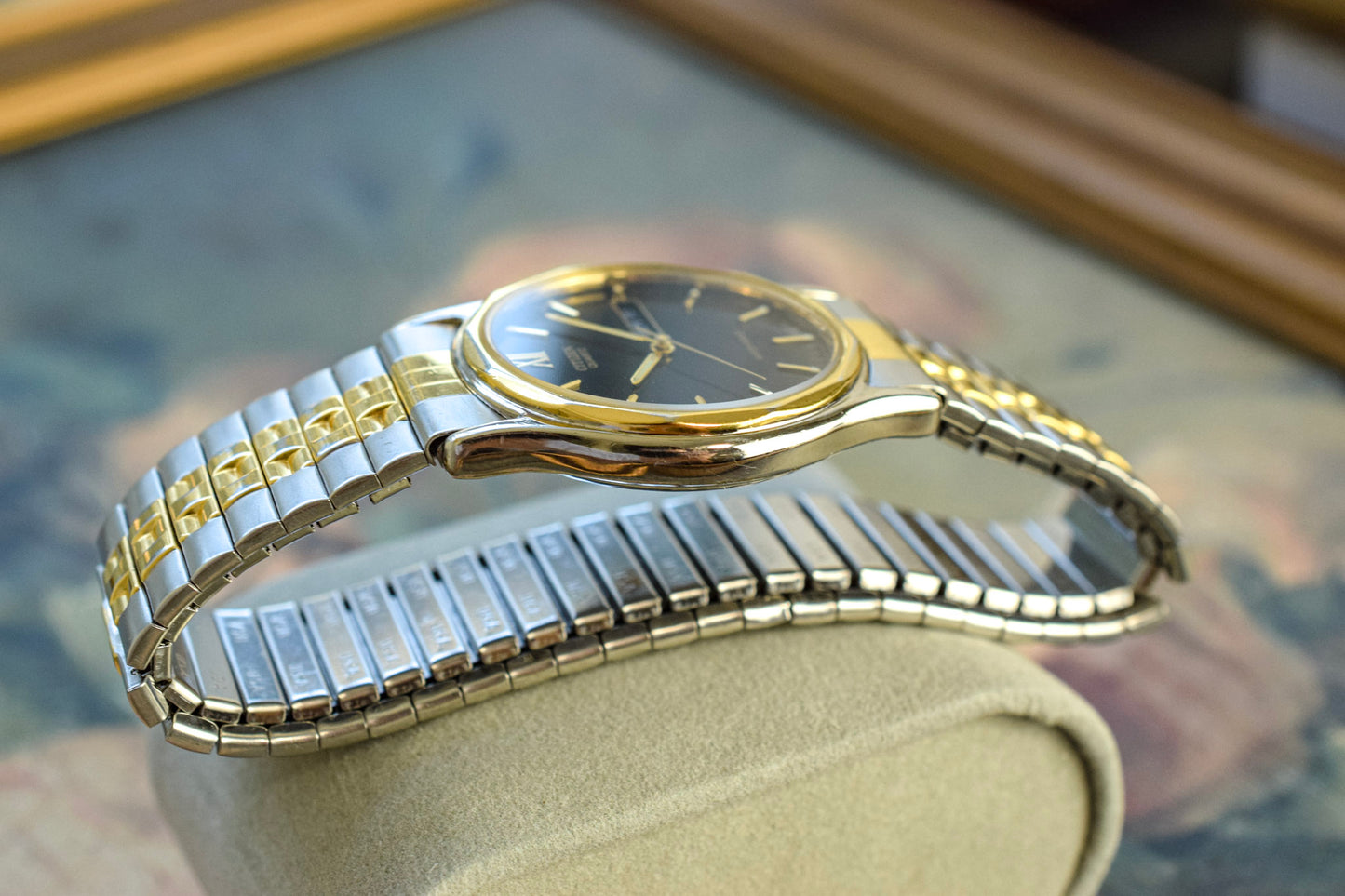 1986 Citizen Two Tone Black Dial Day-Date