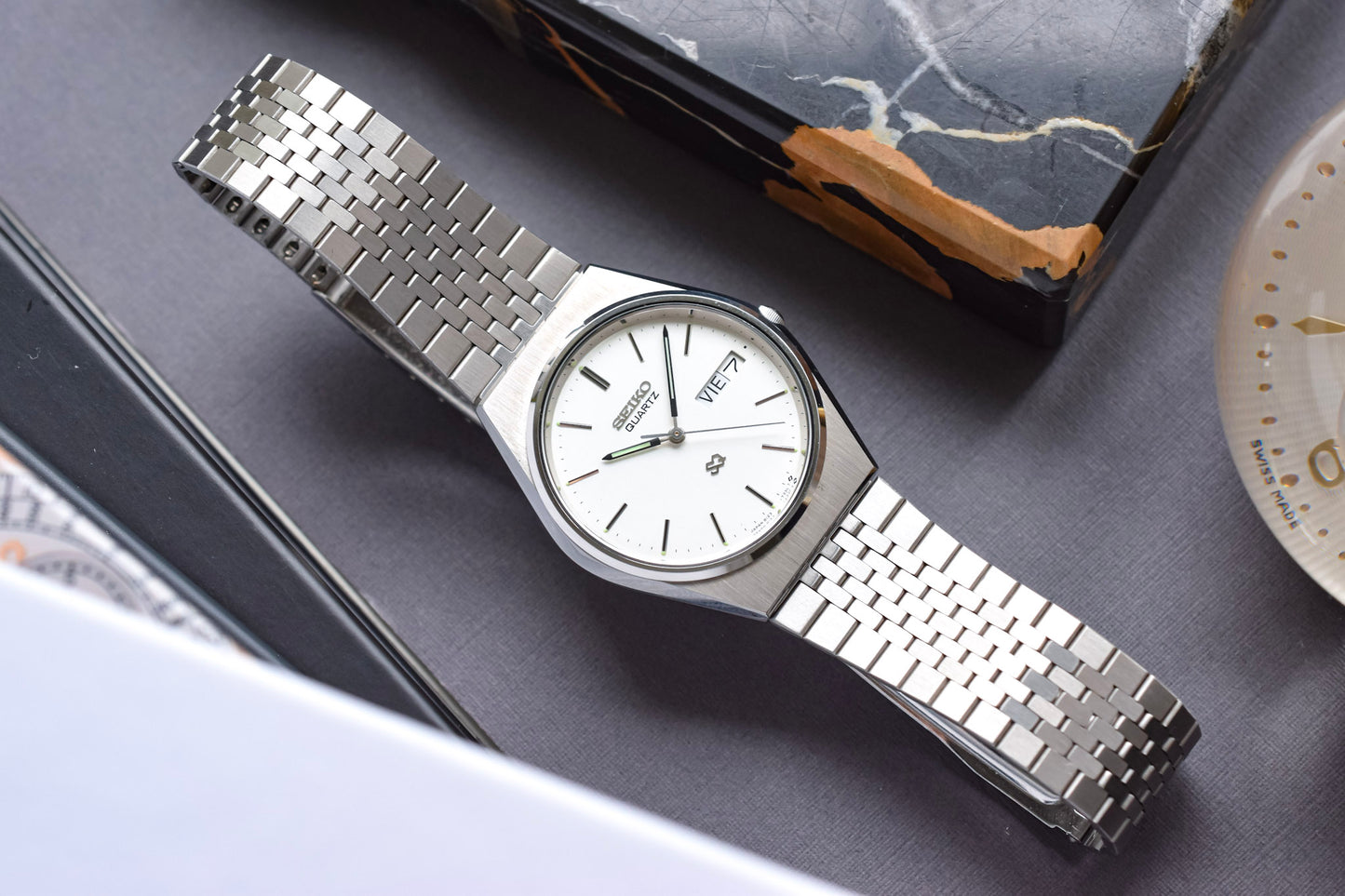 1985 Seiko SQ NOS Silver Spanish Day-Date