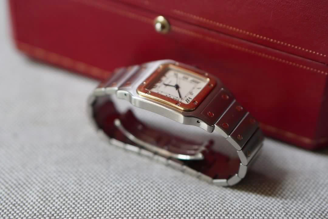 Neo-vintage Cartier Santos Galbee in box
