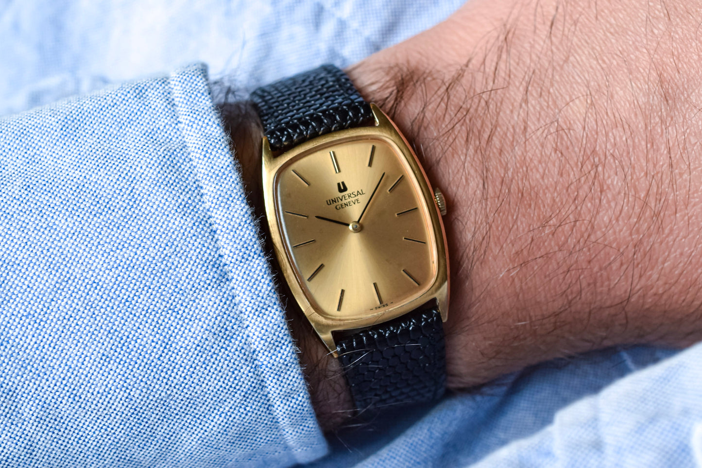 70s Mechanical Universal Geneve 16KT GP Ellipse