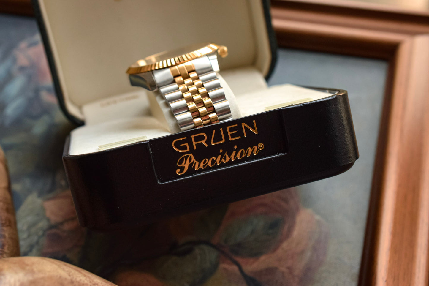 Neo-vintage Gruen Precision - New Old Stock