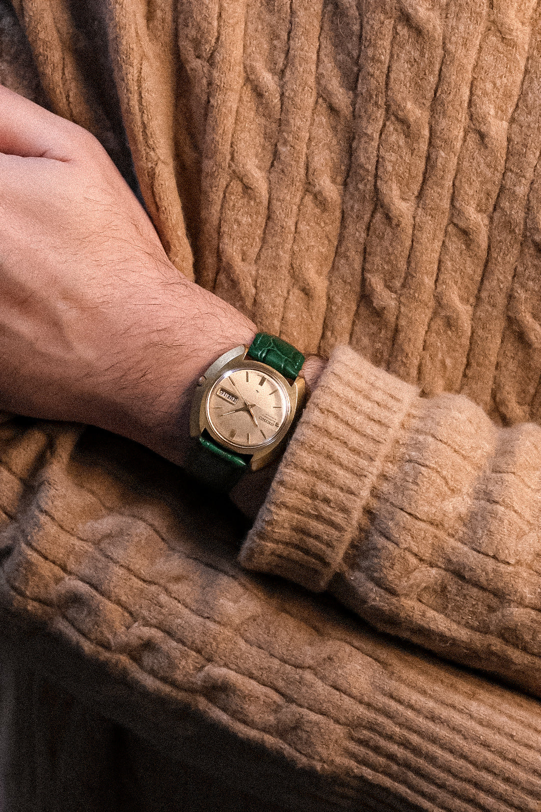 1973 Seiko Retro Golden Cushion Day-Date