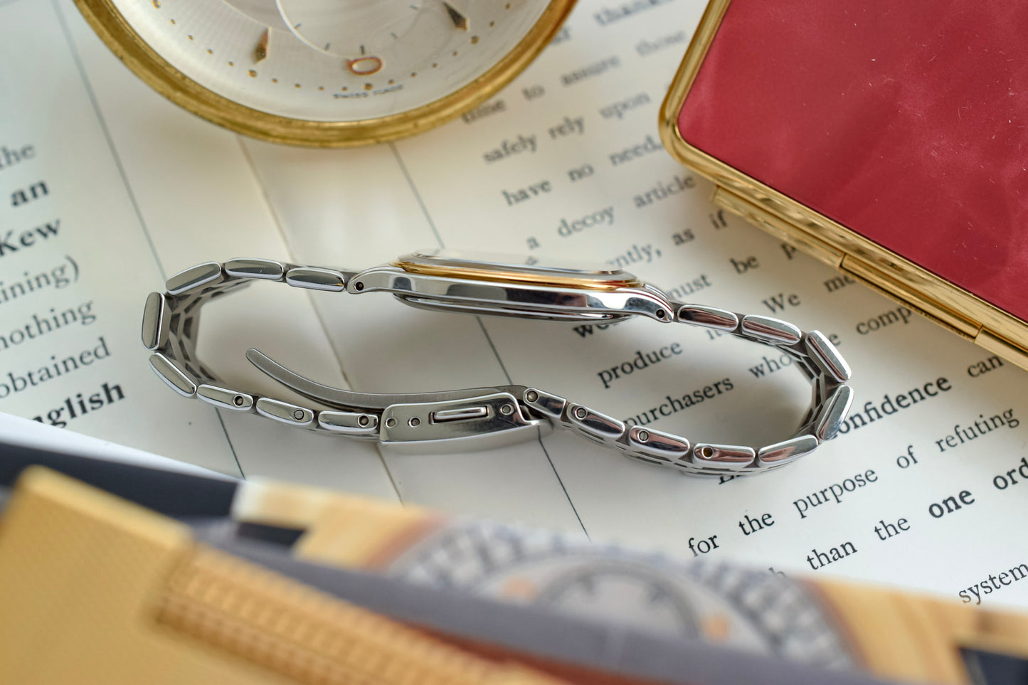 1982 Seiko Dolce Mother of Pearl Ellipse