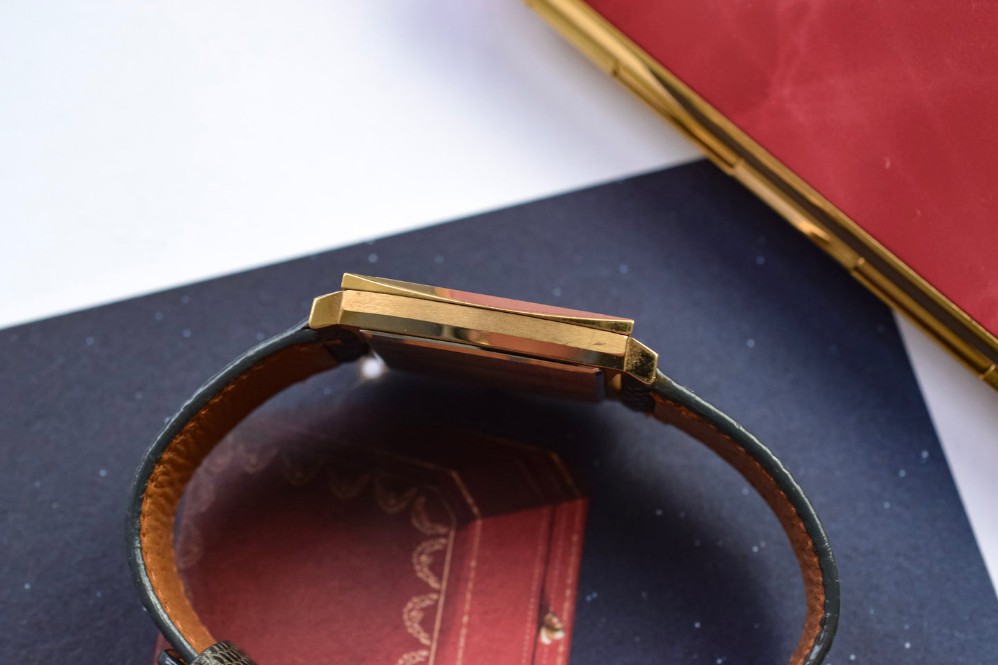 Hamilton Retro Diamond Dial Tank