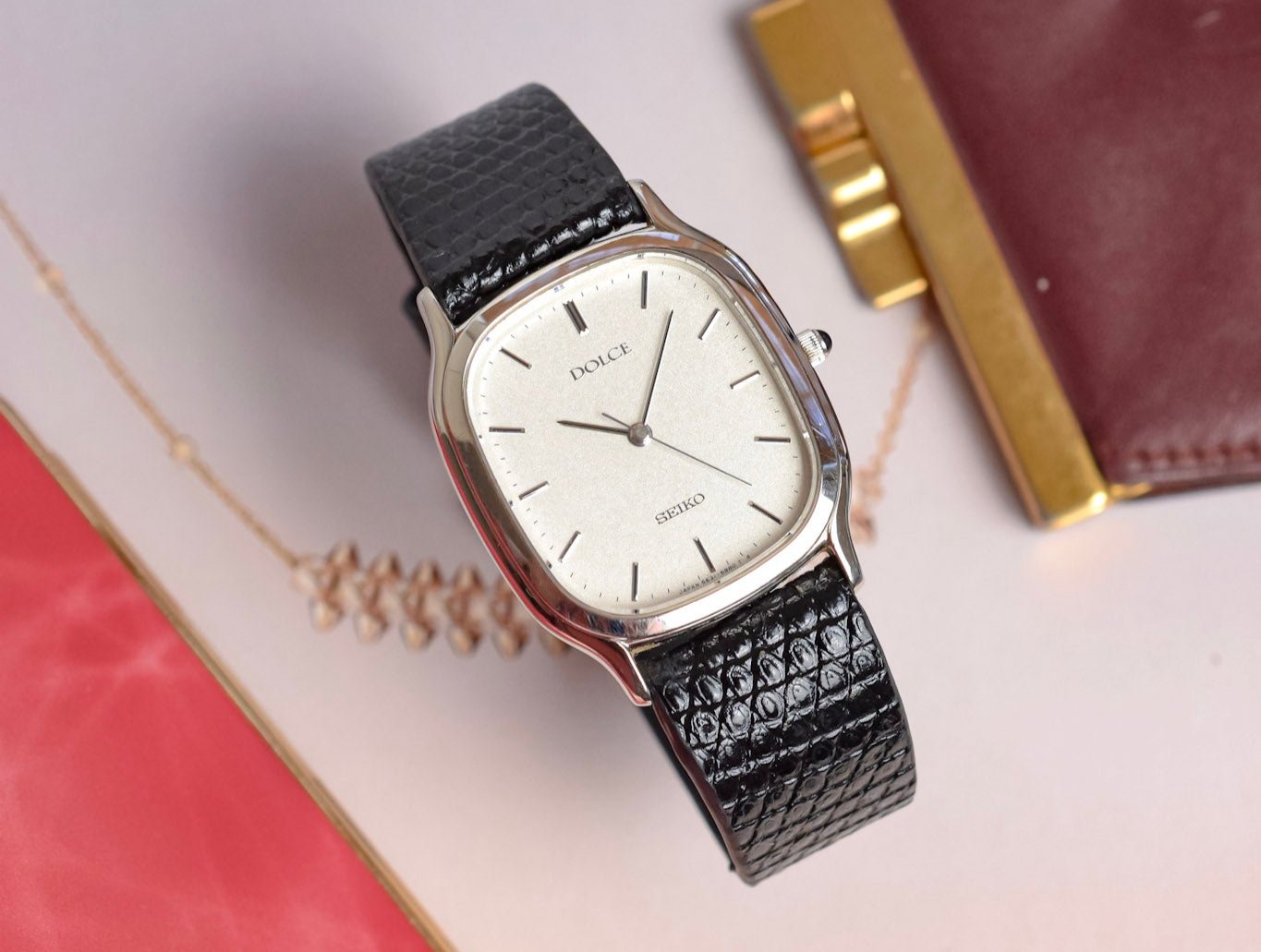 1991 Seiko Dolce Frosted Silver Ellipse