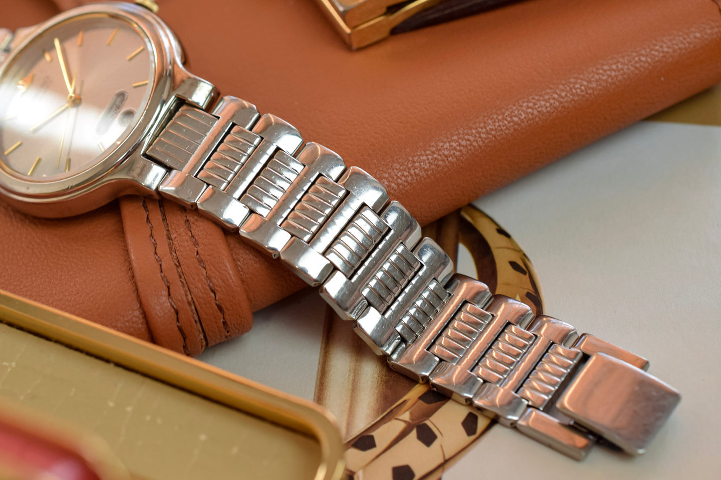 1991 Seiko Galaxy Script Font Day-Date