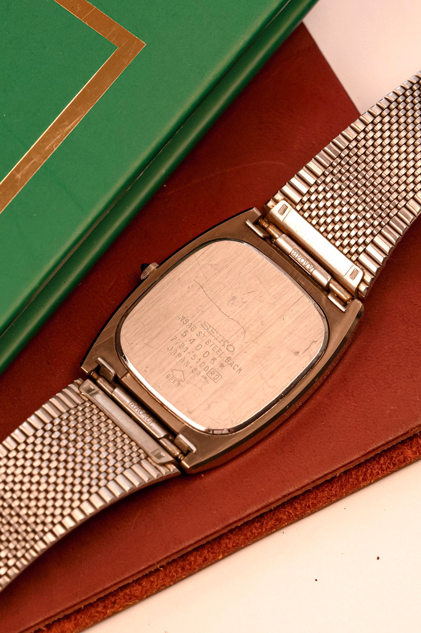 1985 Seiko Dolce NSAG Honey Tapestry Dial