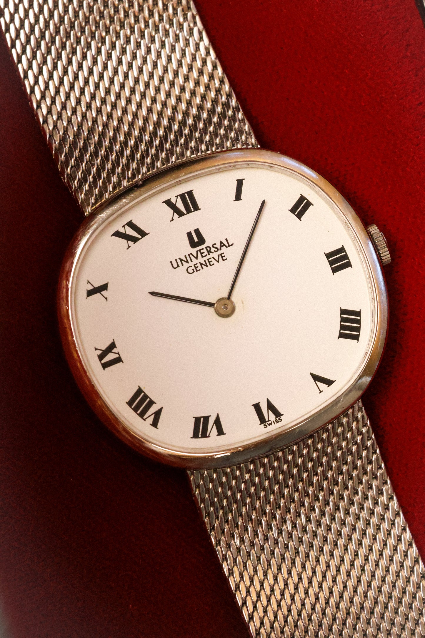 70s Universal Geneve Roman Ellispe