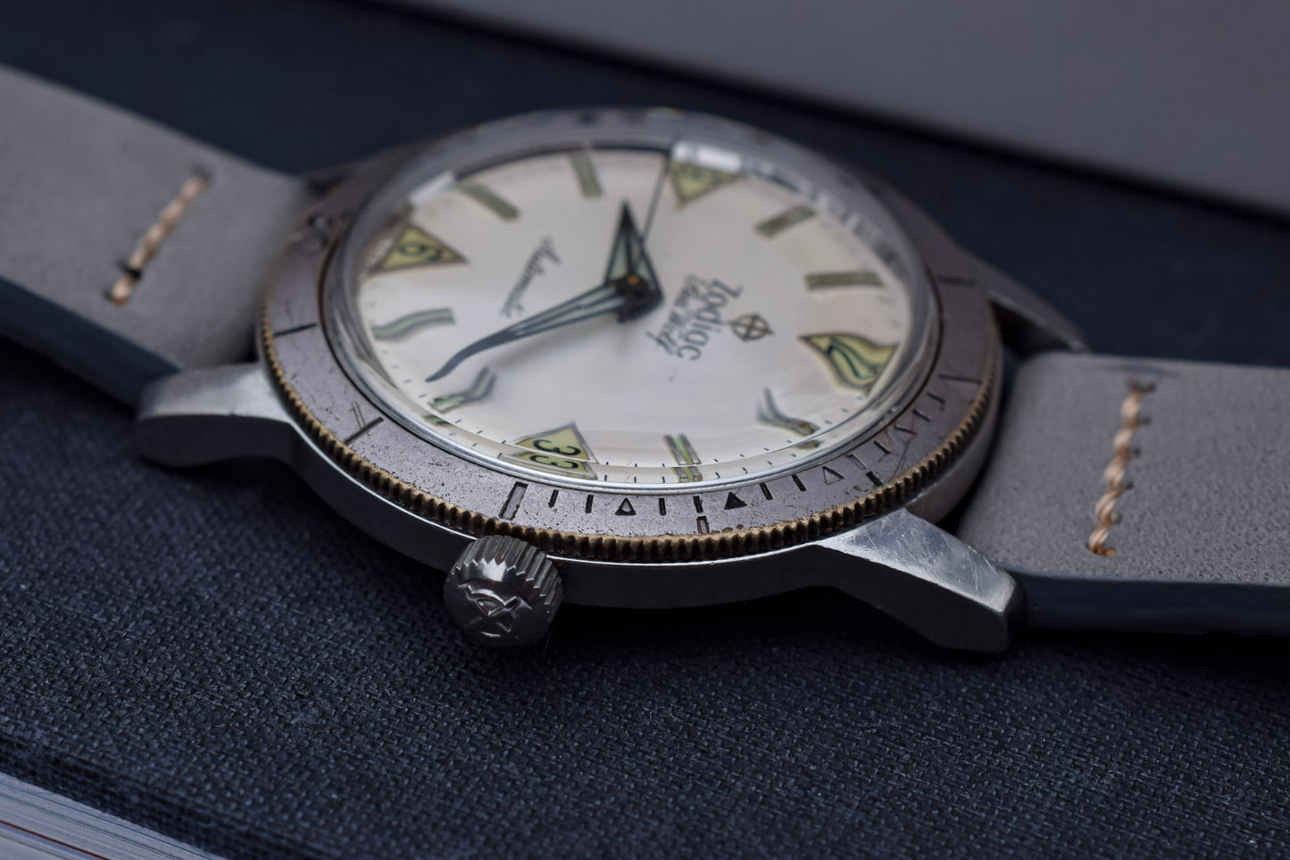 Vintage Zodiac Sea Wolf White Dial