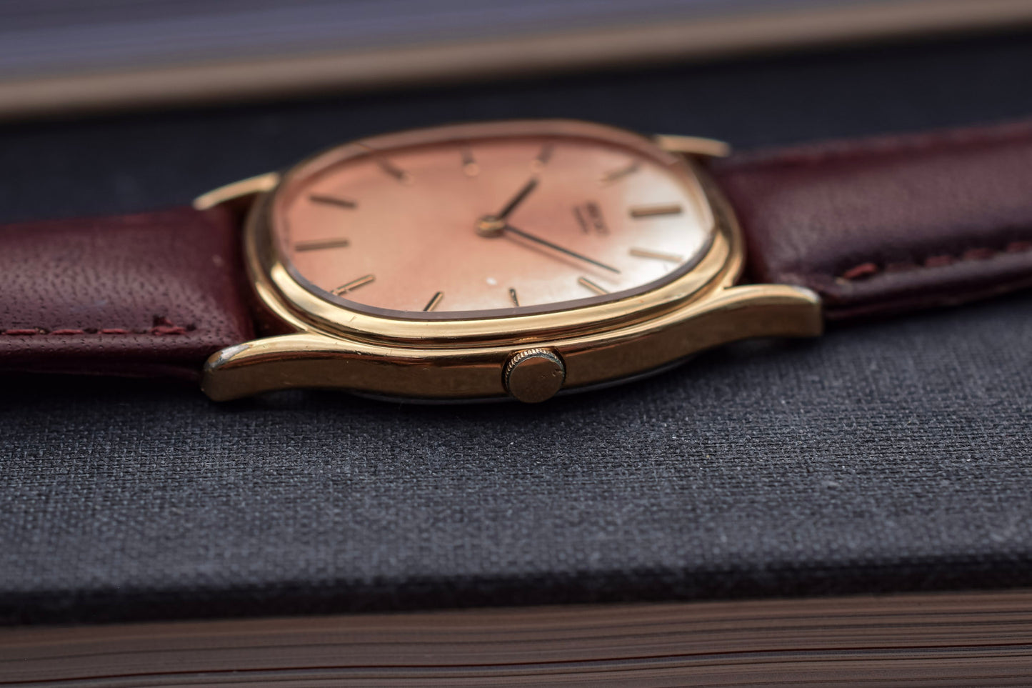 1979 Seiko Ellipse Patina Linen Dial