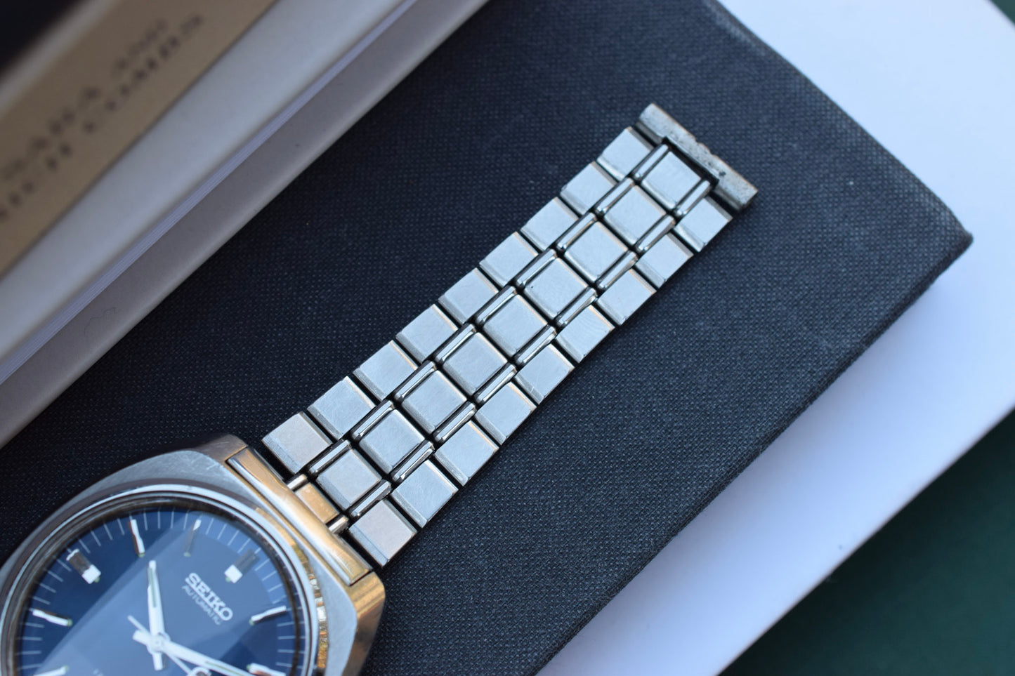 1976 Seiko Automatic Blue Dial Faceted Crystal Day/Date Watch