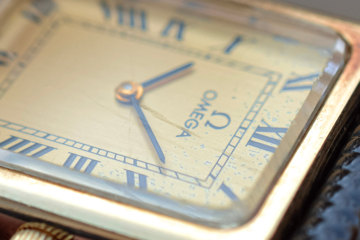 1978 14K Solid Gold Mechanical Omega Tank