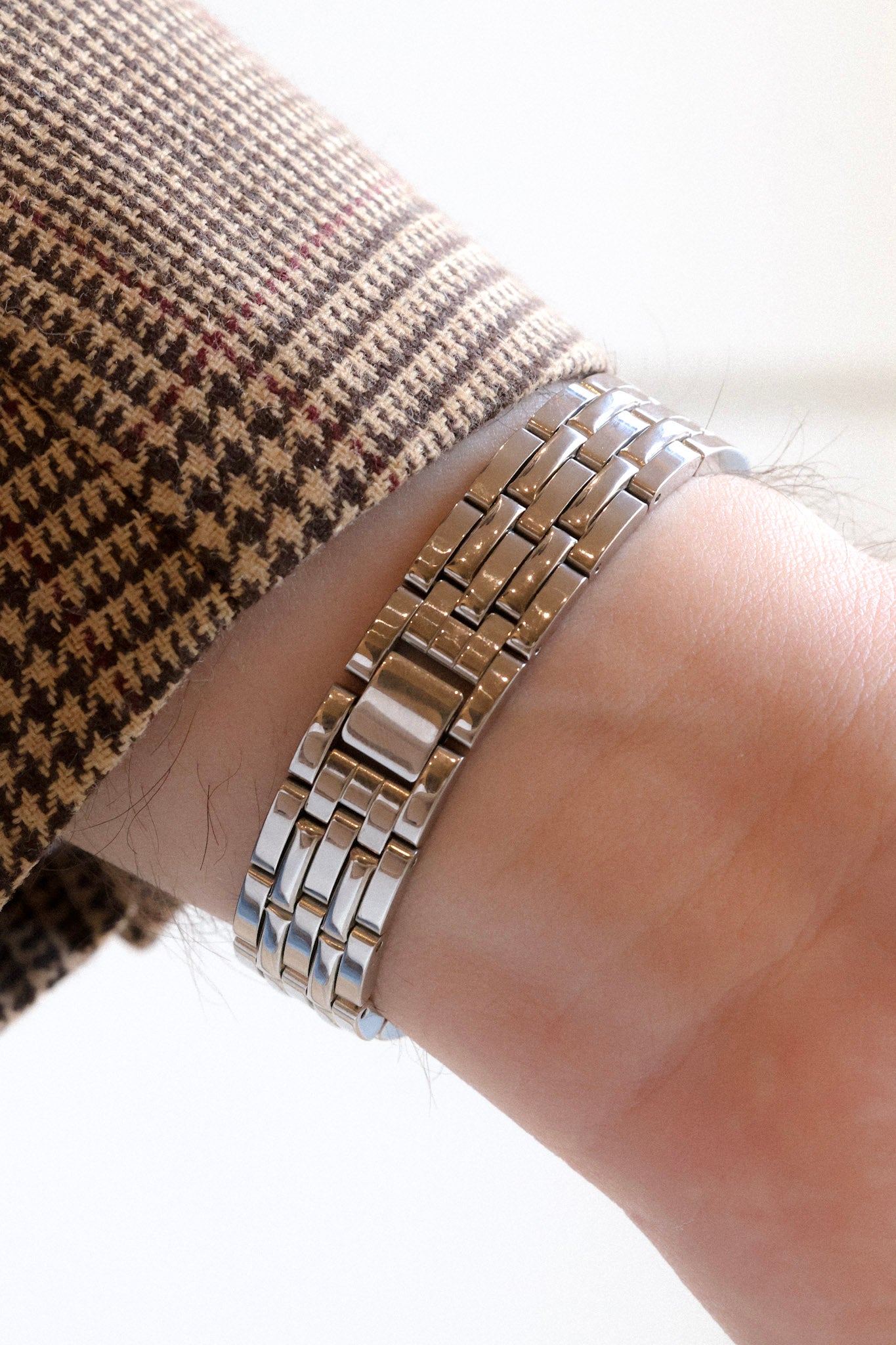 1998 Seiko Mini Pink Salmon Tank - New Old Stock