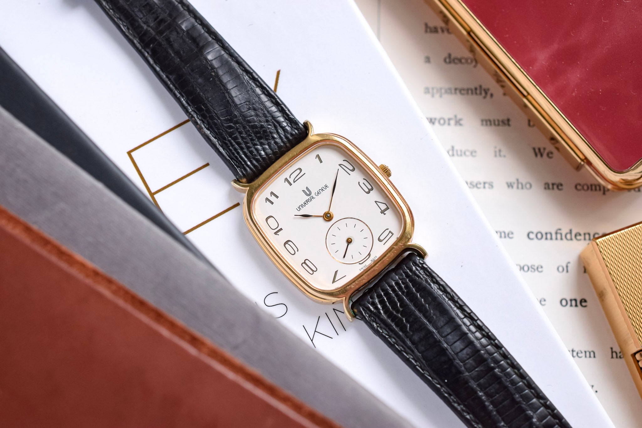 1990s Universal Geneve Bullhorn – Oldtimer Watch Shop