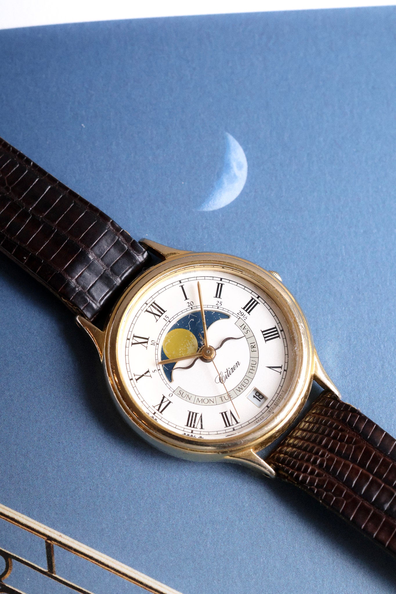1987 Citizen Moonphase Calendar - Midsized