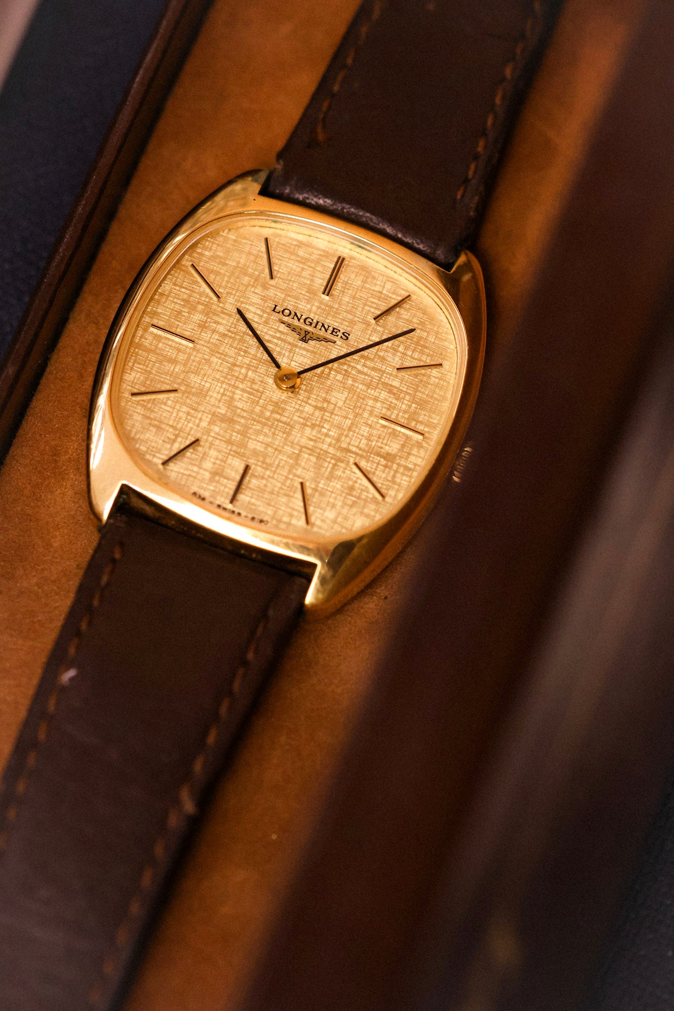 70s Longines Mechanical Linen Tonneau - In Box