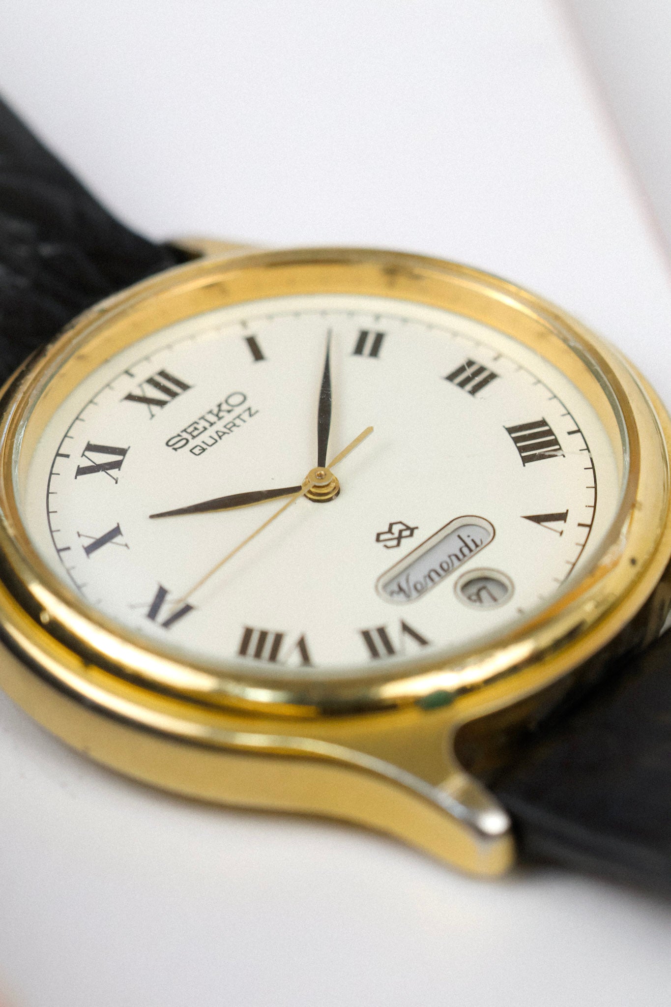 1988 Seiko SQ Roman Script Day-Date (Italian Days of the Week)