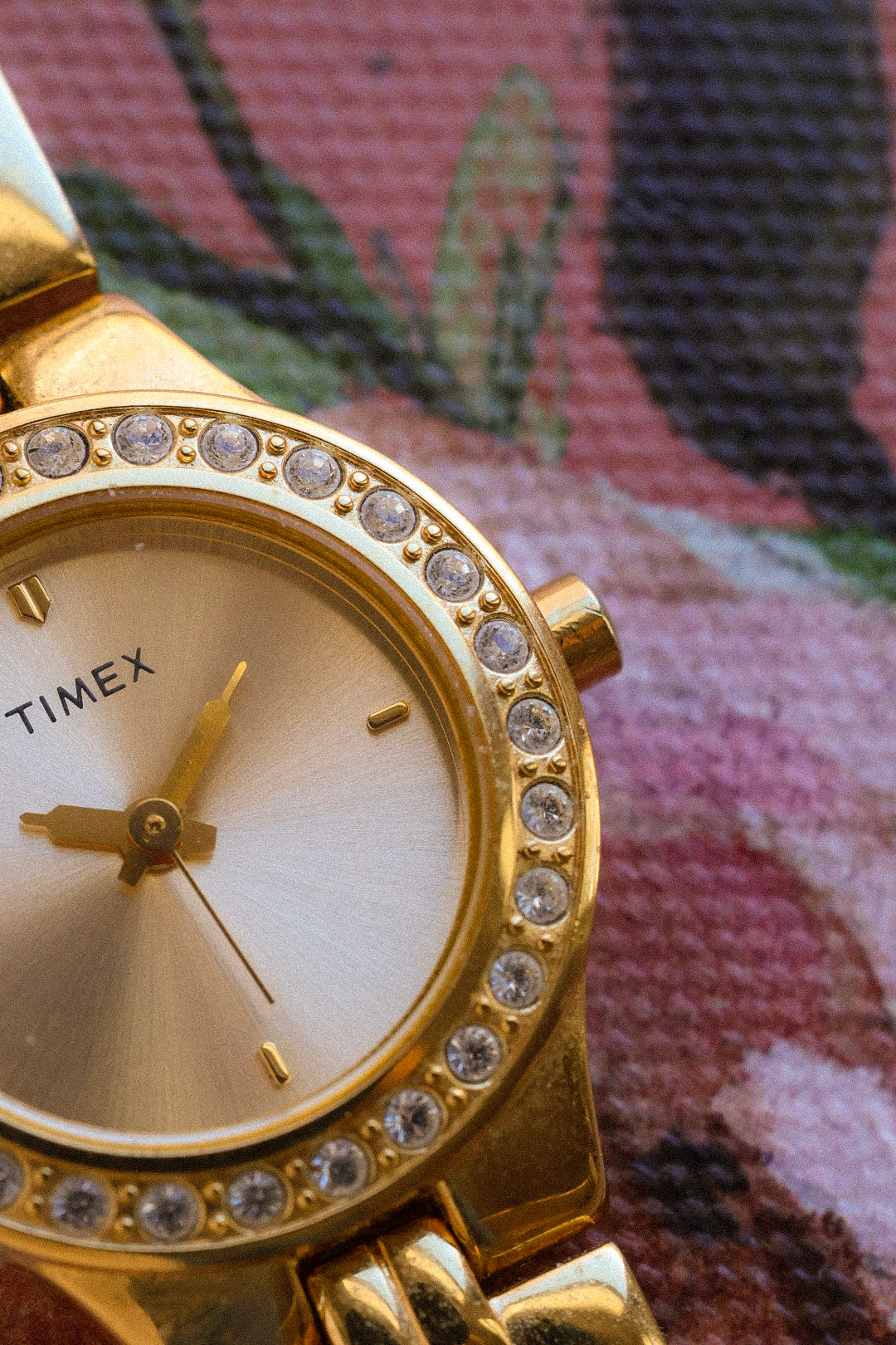 2001 Timex Gold Tone Diamond Bezel