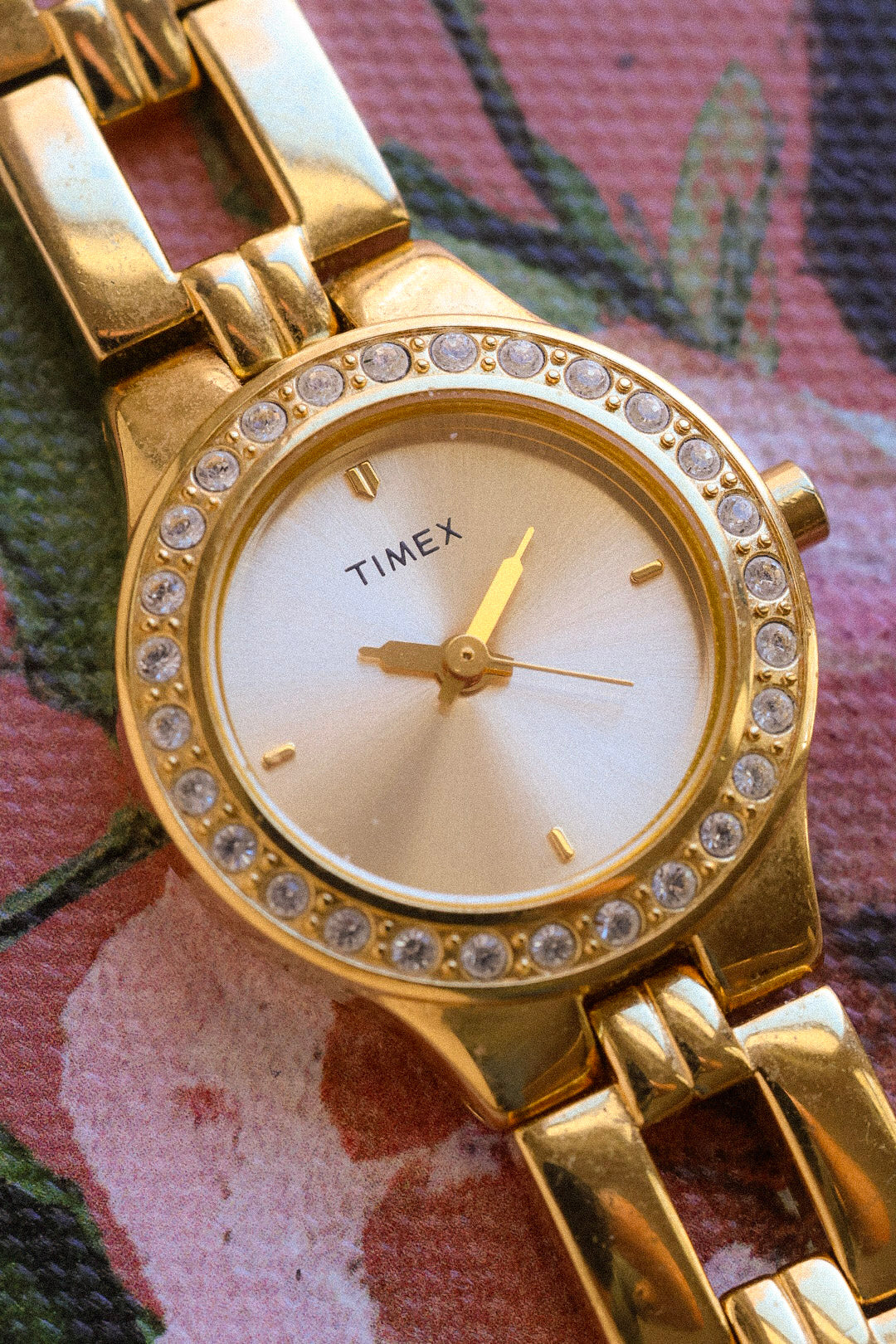 2001 Timex Gold Tone Diamond Bezel