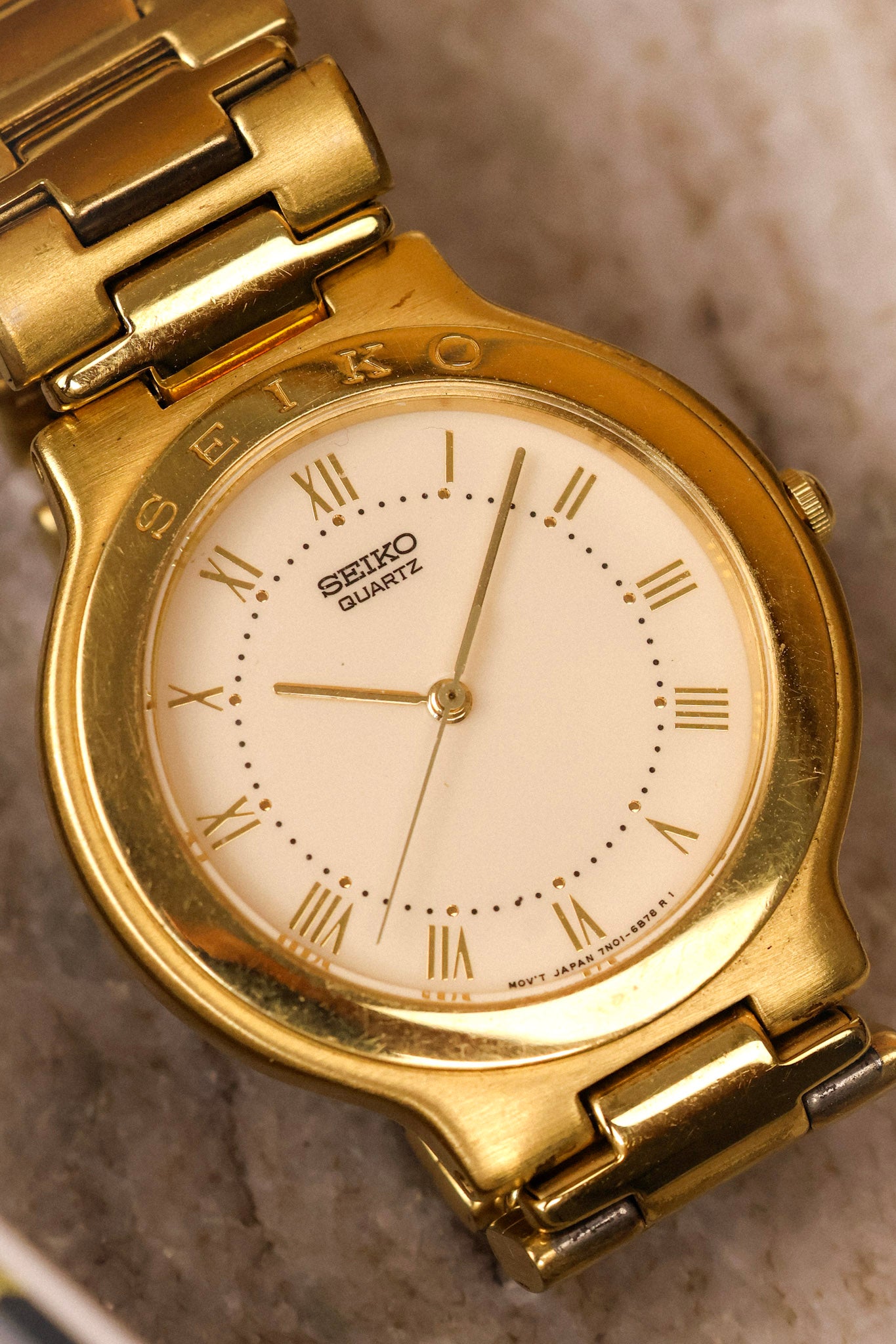 2002 Seiko Golden Signed Bezel Roman Sector