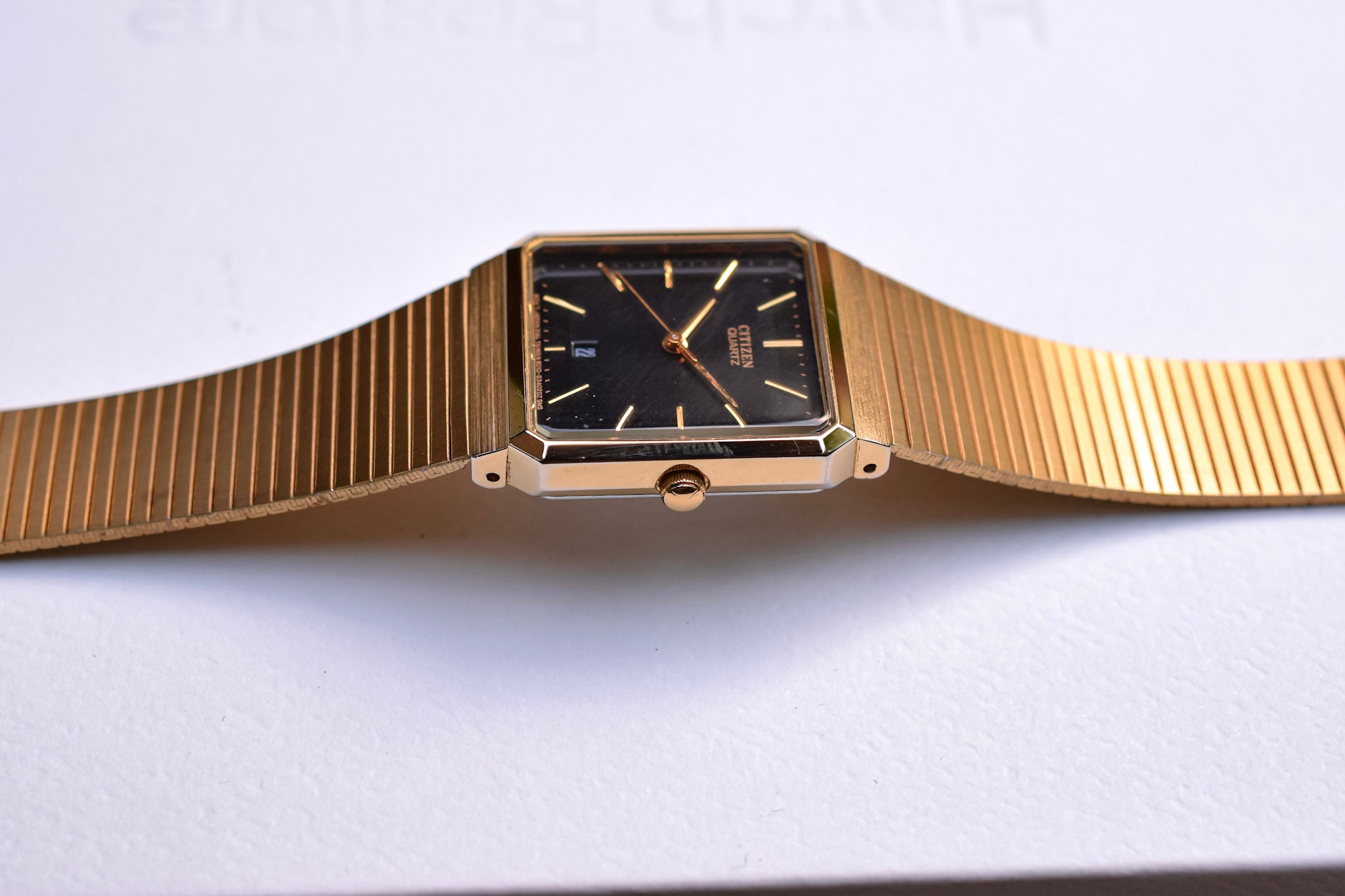 OMEGA 1980's Rare Mechanical Men's Watch in 14K YG