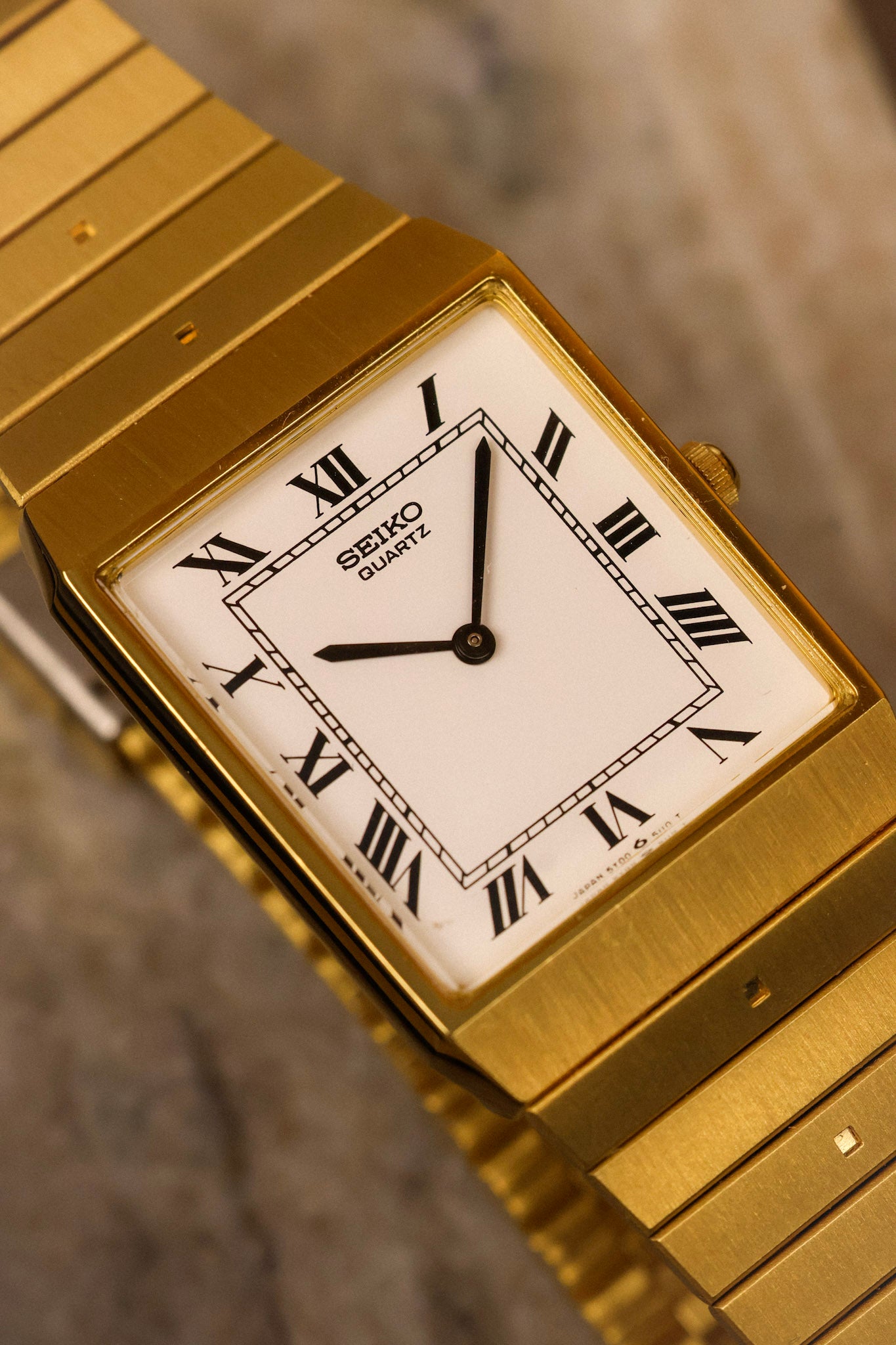 1986 Seiko Golden Roman Tonneau