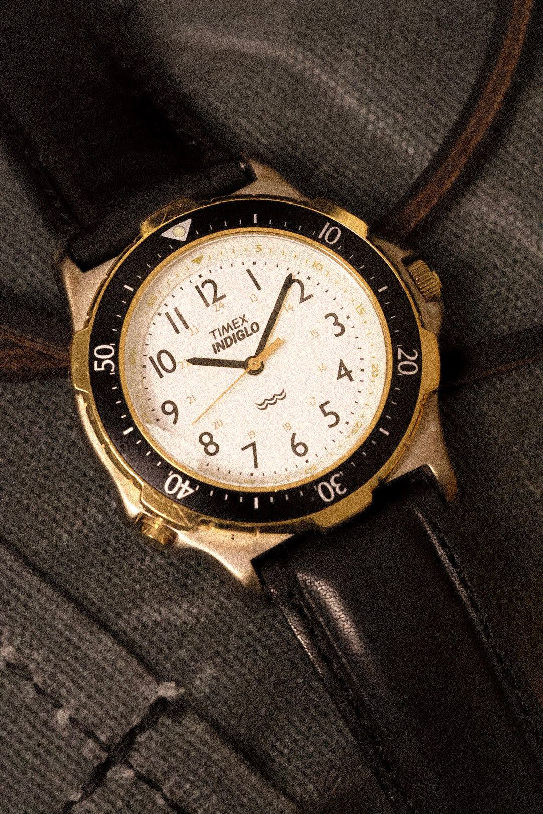 1993 Timex WR Indiglo Recessed Dial Diver