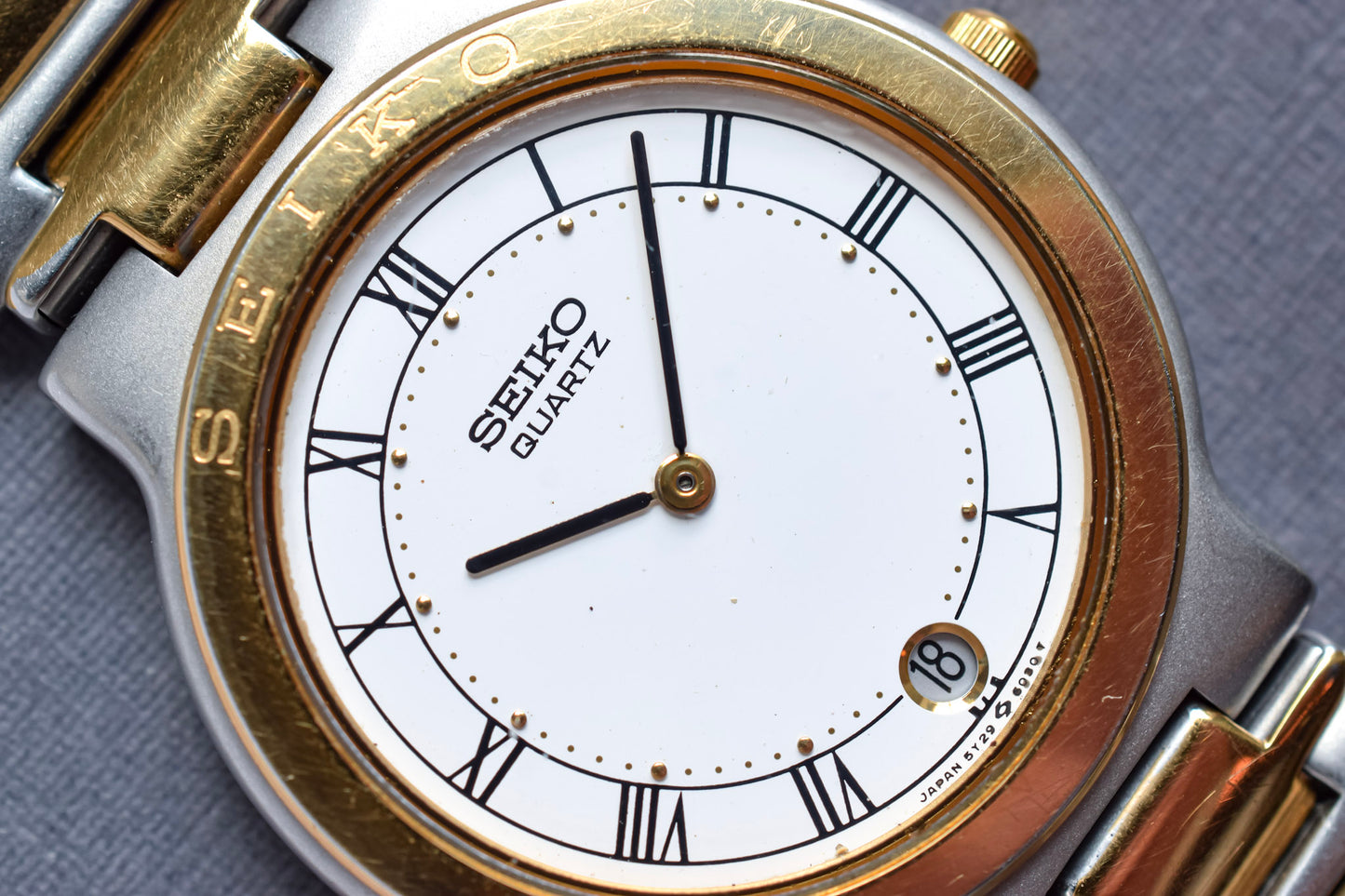 1987 Seiko Two-Toned White Roman Dial