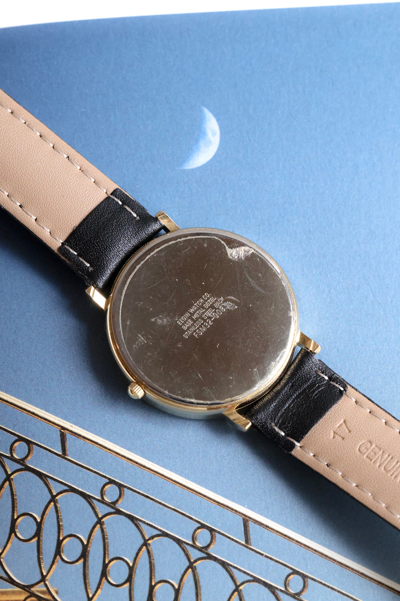 1990s Elgin Hobnail Moonphase Calendar